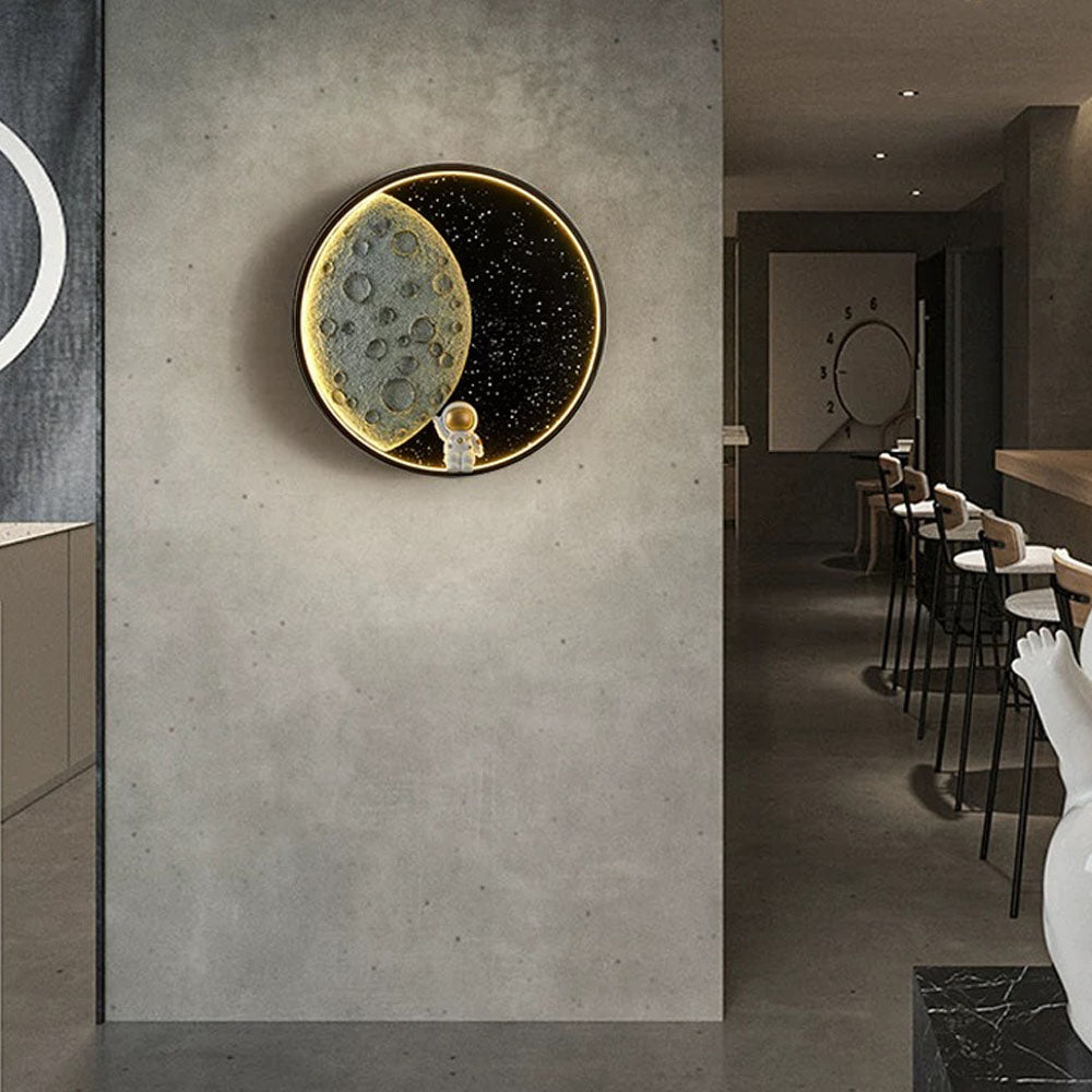 Aria Astronaut Round Moon Wall Lamp - Letslighting