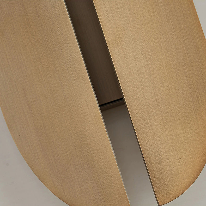 Luste Vertical Brass Wall Lamp - Letslighting