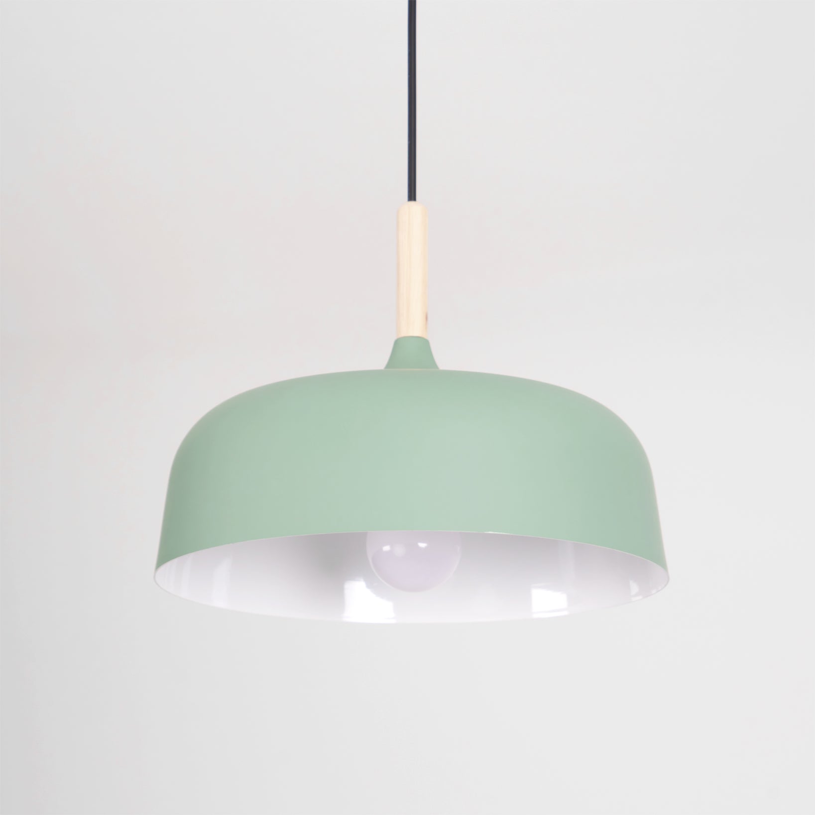 Lustra Pendant Lamp White Shade Wood - Letslighting