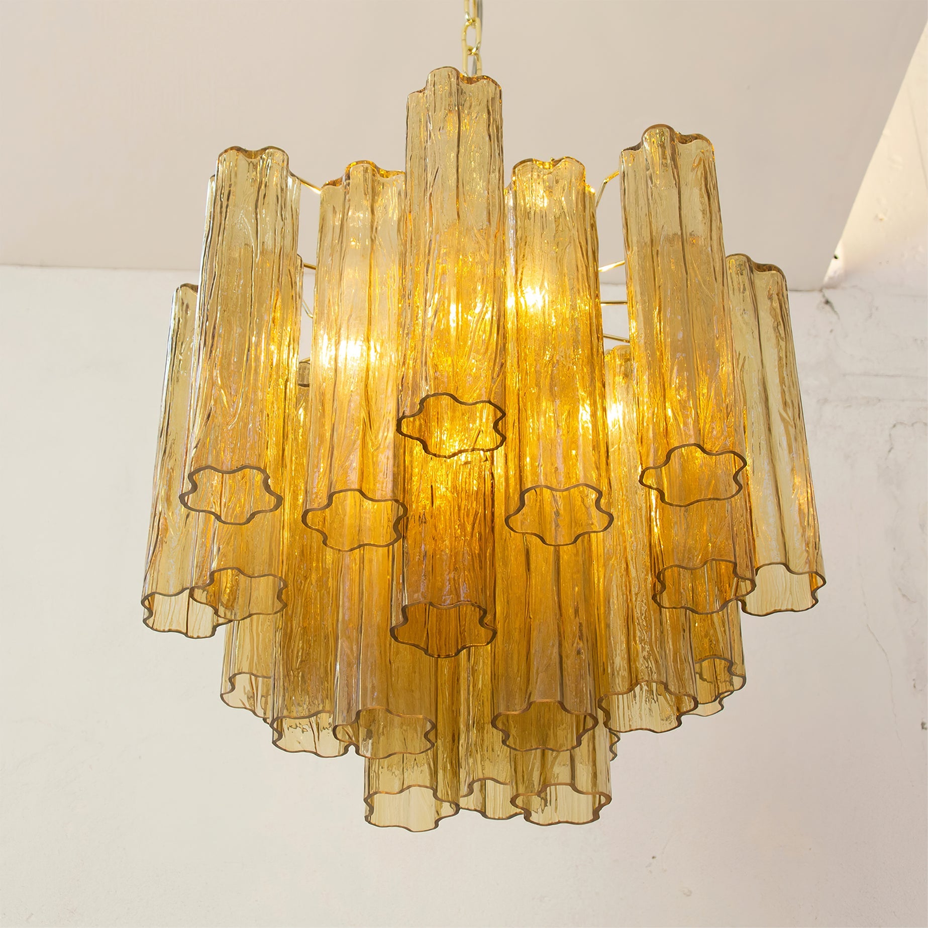 Chandelier Murano Glass Layers Living Spaces - Letslighting