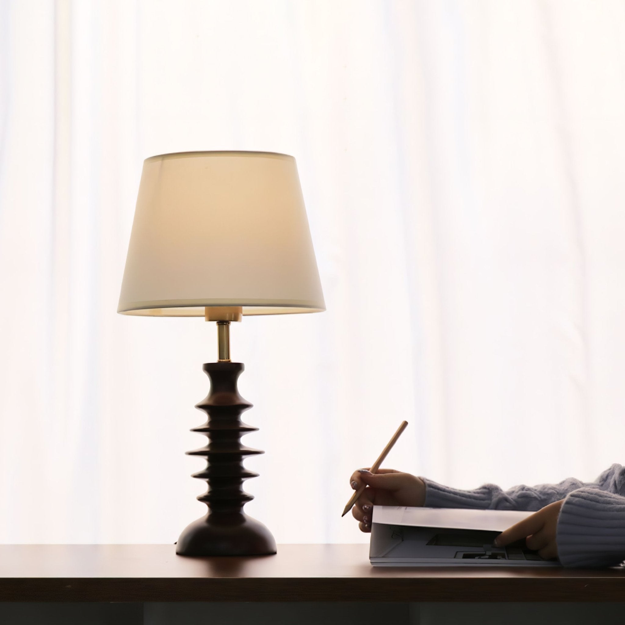 Tivoce Fabric Vintage Table Lamp - Letslighting