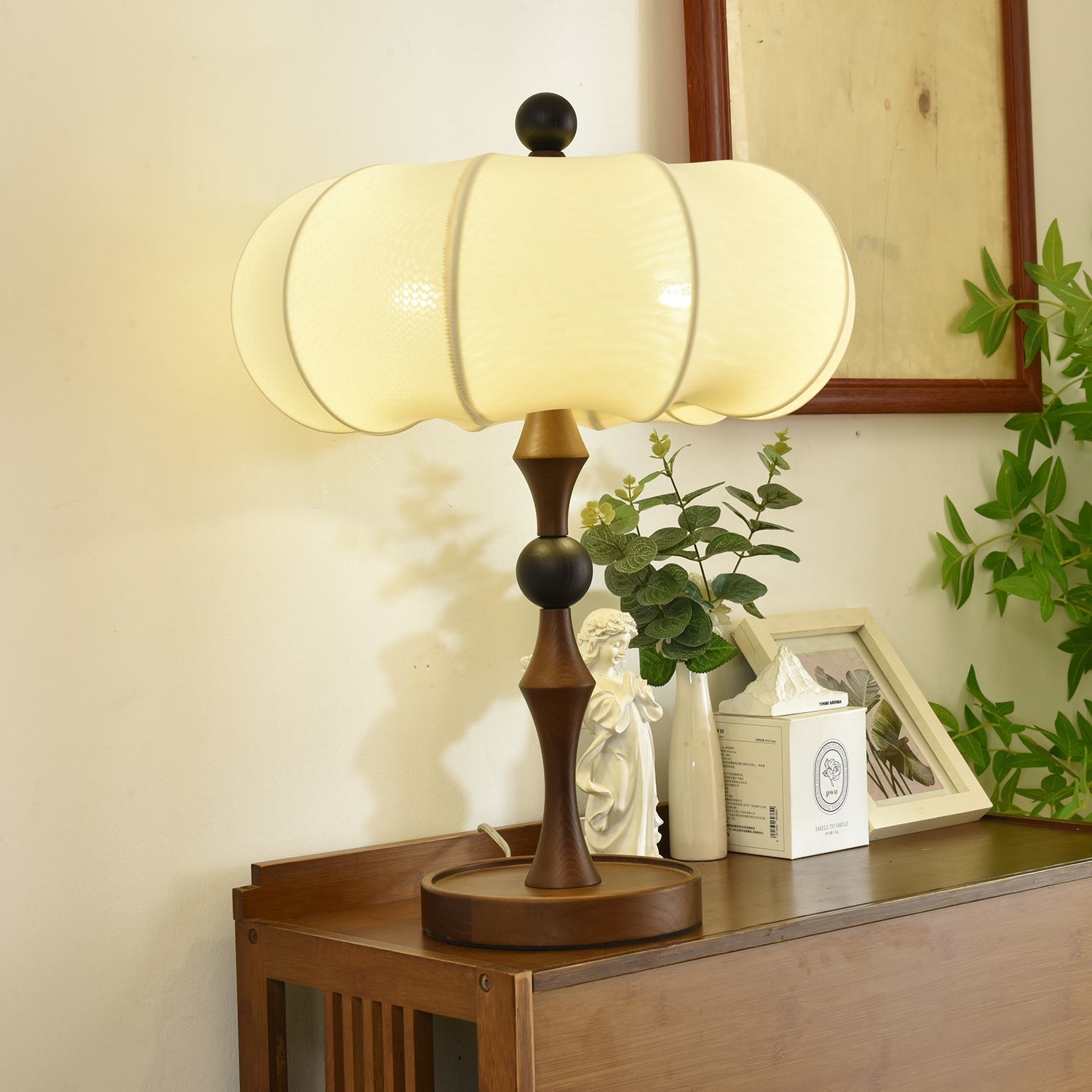 Lumae Wood & Fabric Retro Table Lamp - Letslighting