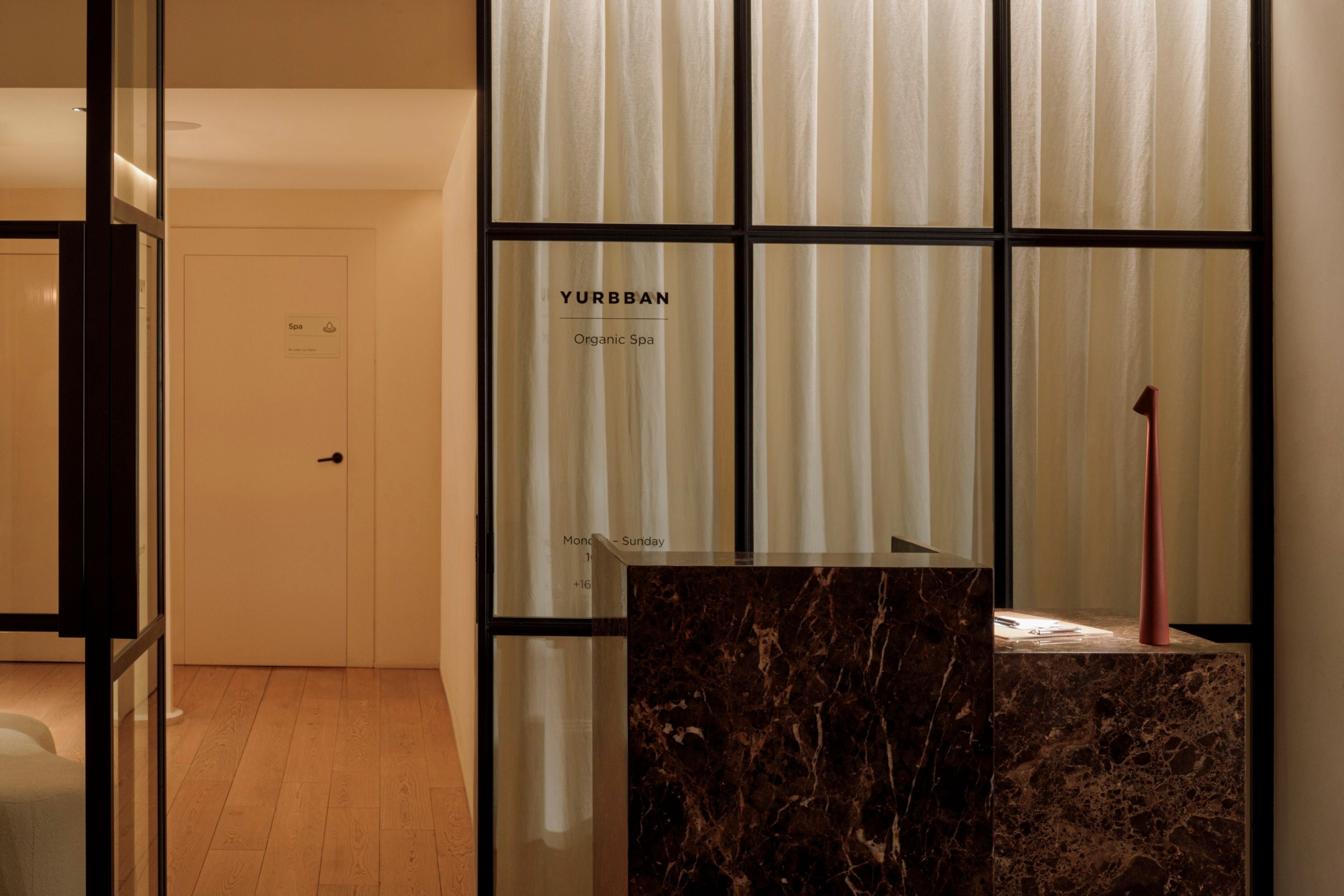 Orioic Acrylic Minimalist Table Lamp - Letslighting