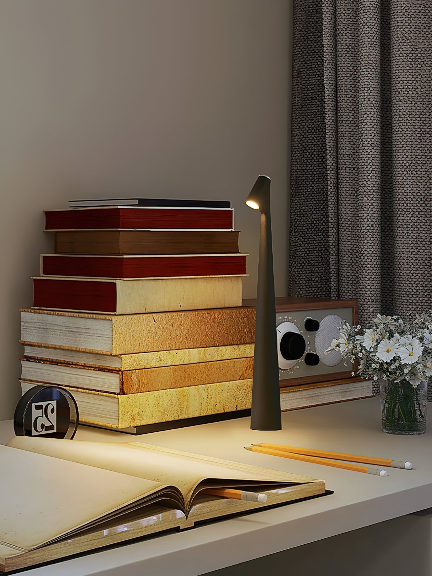 Orioic Acrylic Minimalist Table Lamp - Letslighting