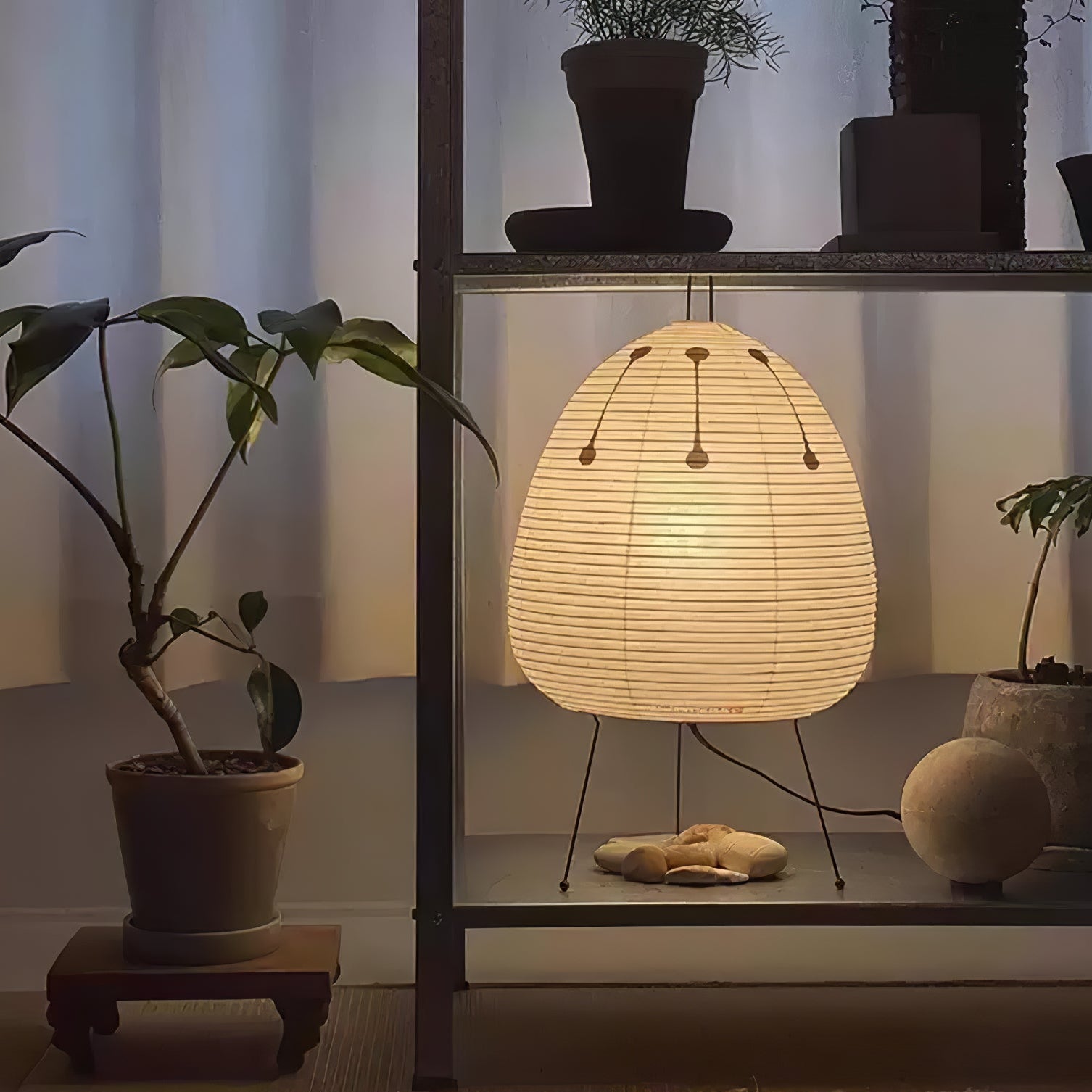 Tranquilux Paper Japanese-Inspired Table Lamp - Letslighting