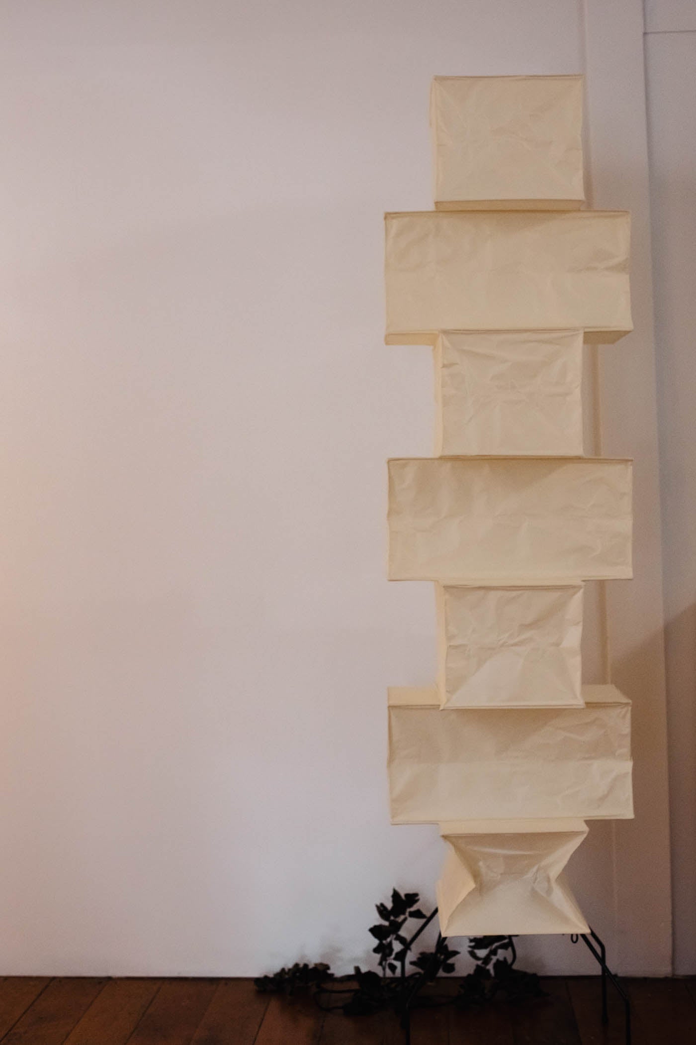 Avara Paper Floor Lamp - Letslighting