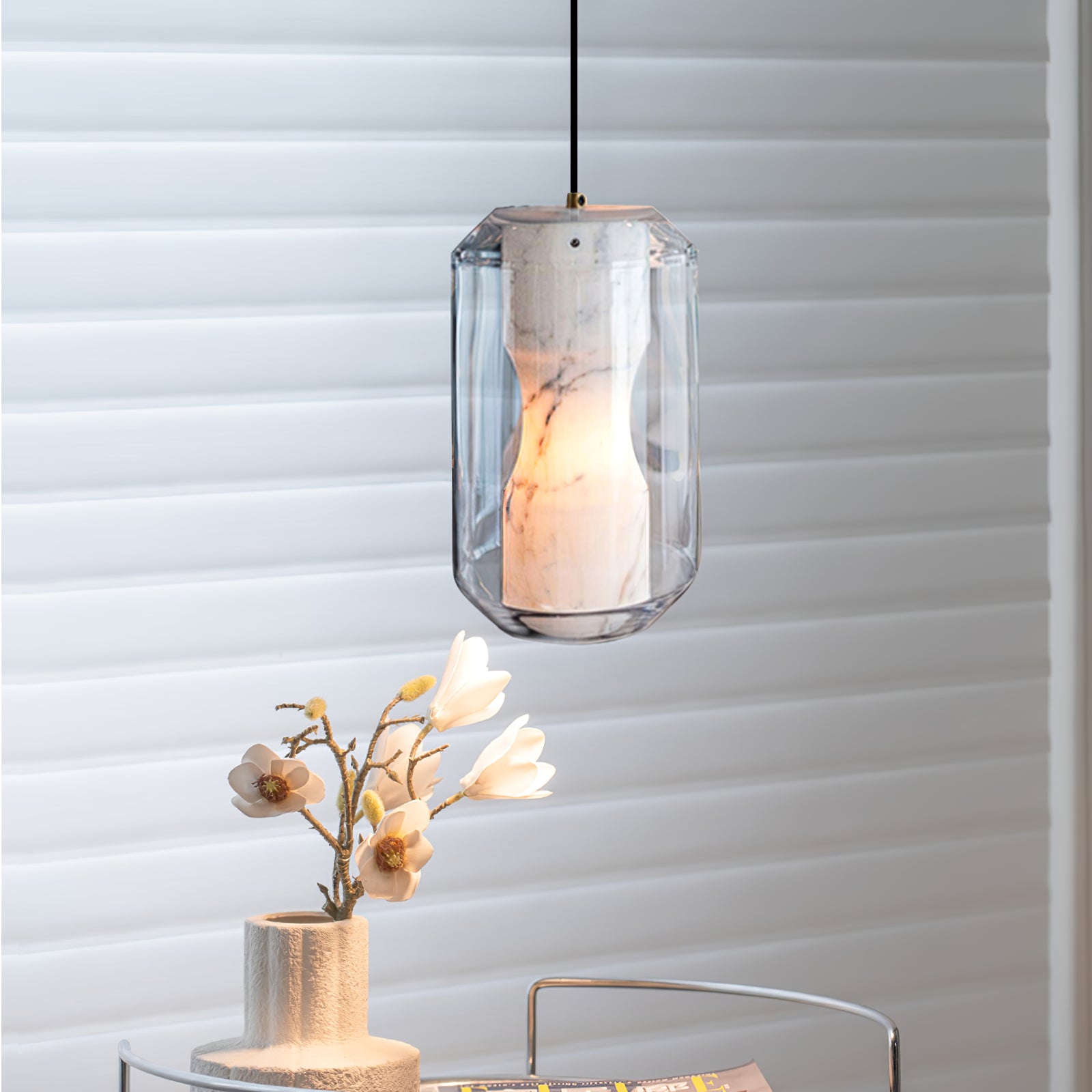 Elaris Alabaster Pendant Light