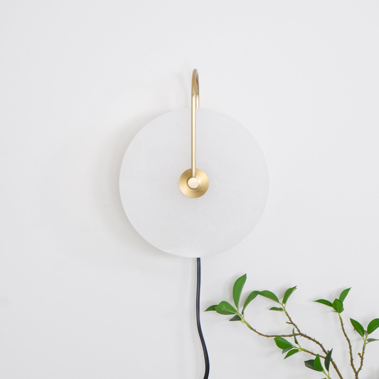 Ceraeyra Alabaster Globe Wall Light - Letslighting