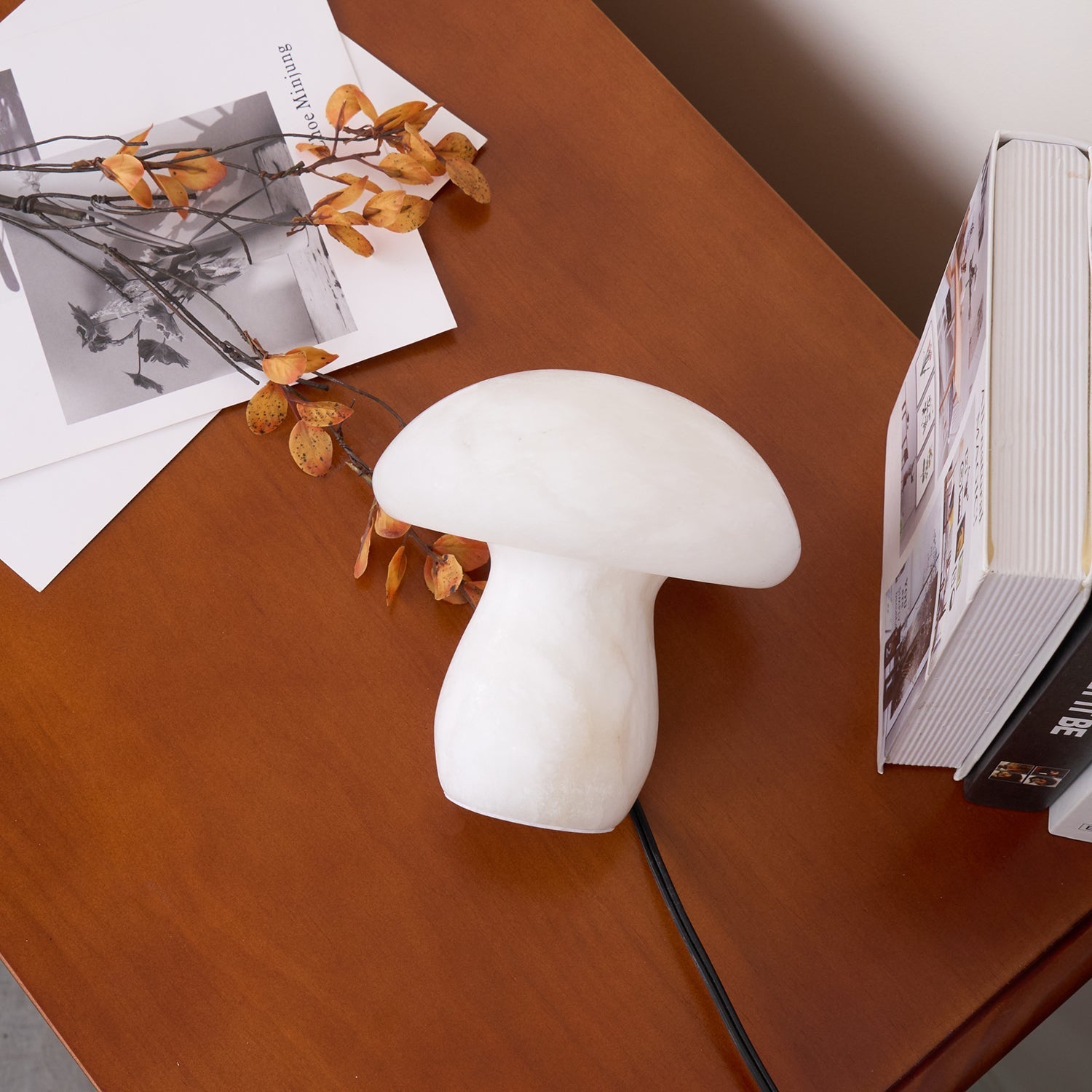 Nera Alabaster Table Lamp - Letslighting