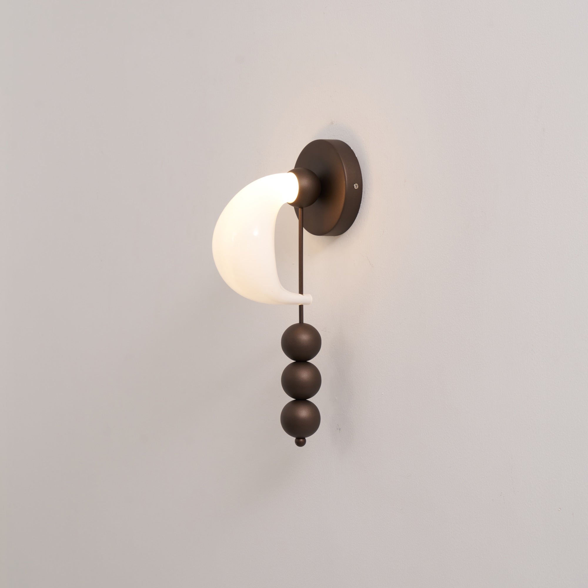 Viphaor Premium Elegance Art Glass Wall Light - Letslighting
