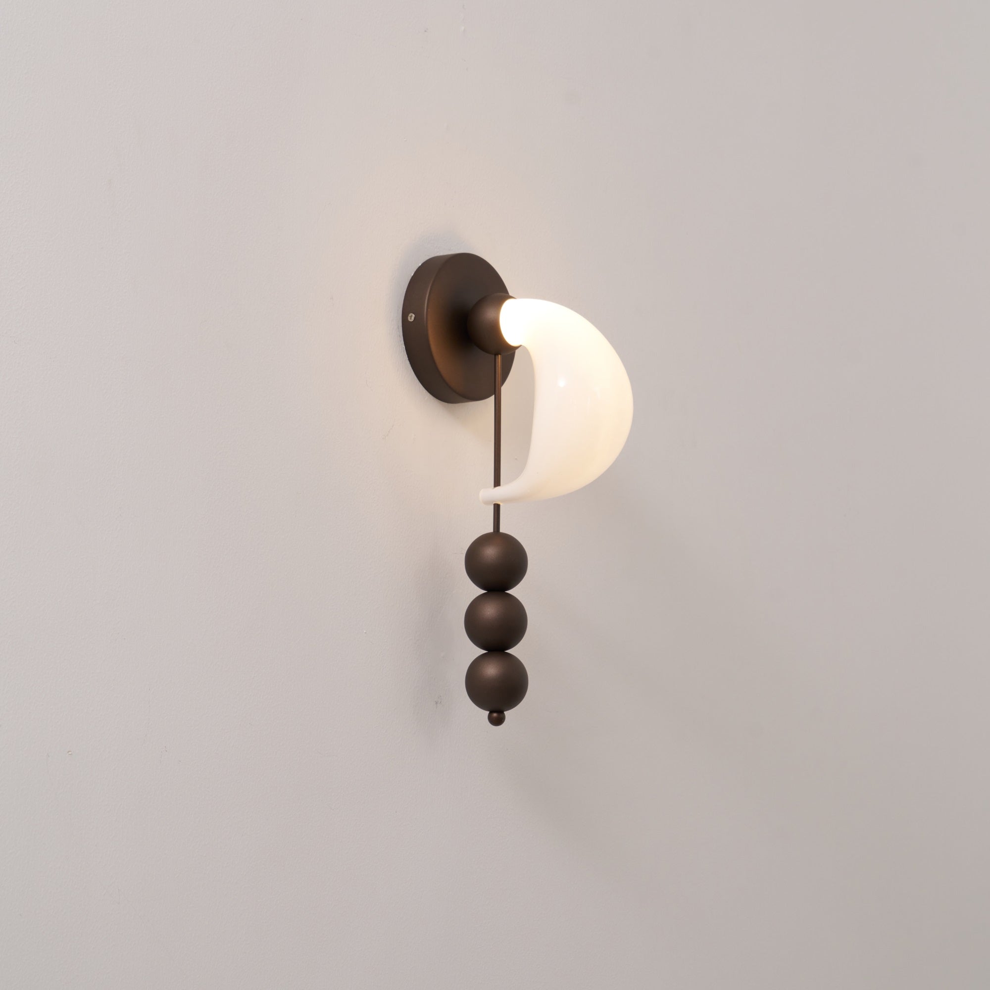 Viphaor Premium Elegance Art Glass Wall Light - Letslighting
