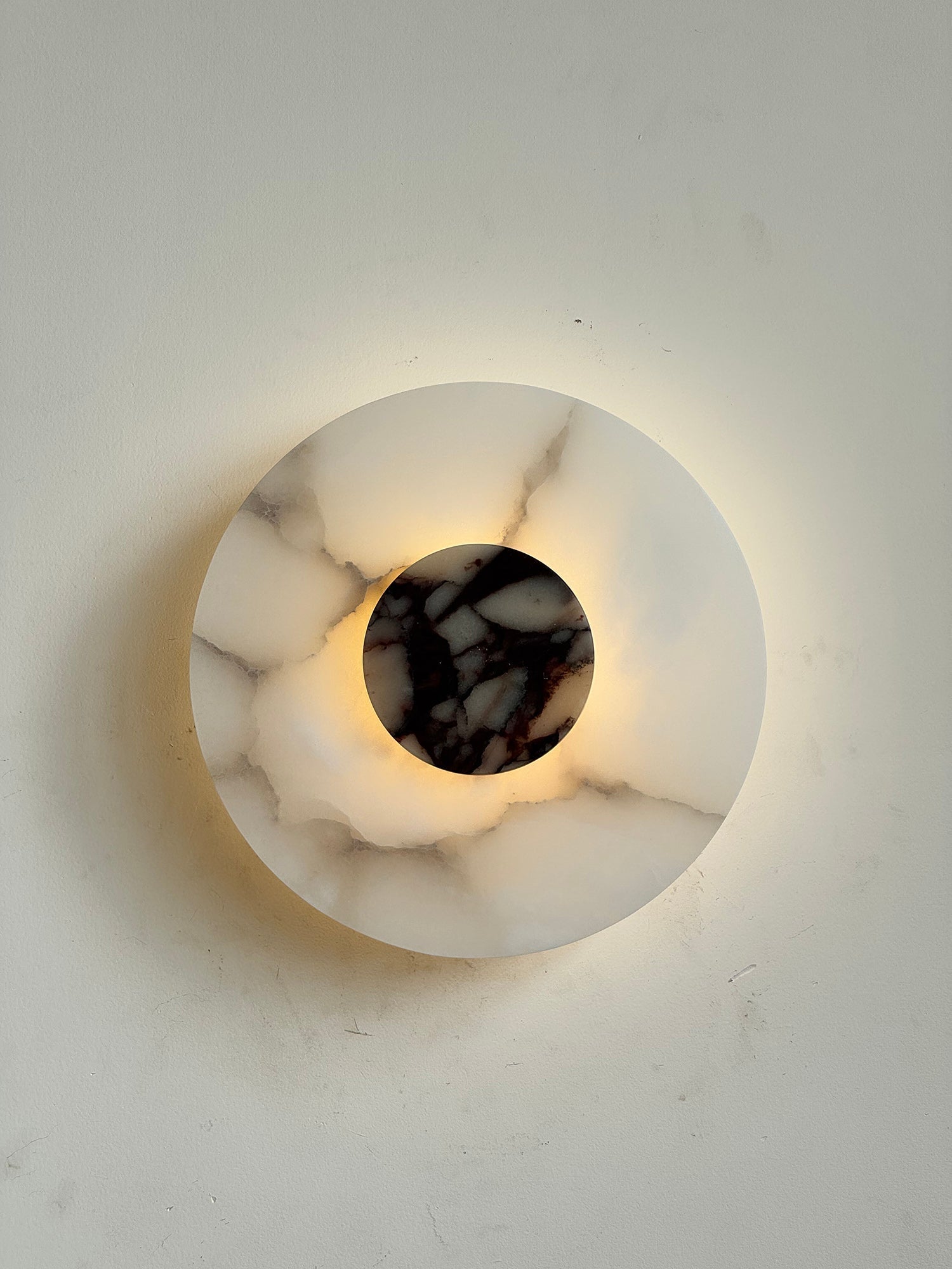 Rauduvyi Modern Minimalist Alabaster Wall Lamp - Letslighting