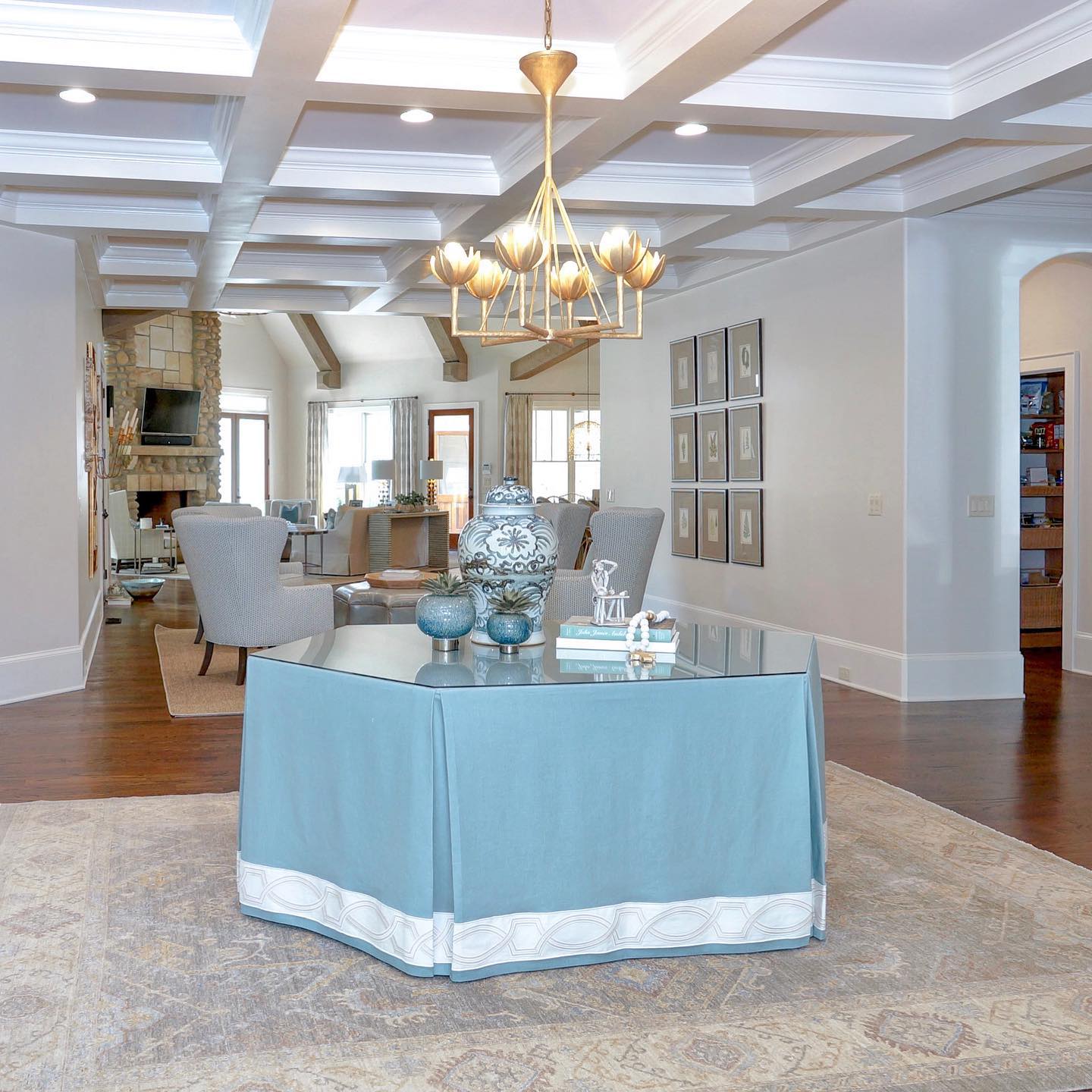 Ulmaris Floral Chandelier - Letslighting