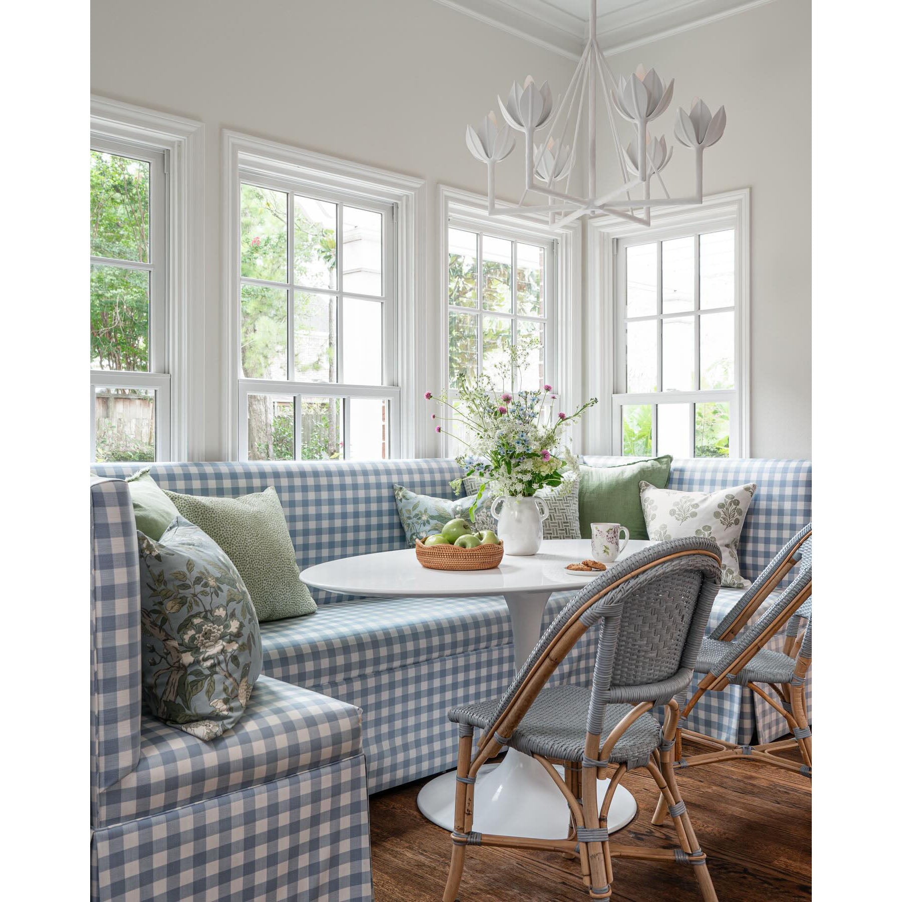 Ulmaris Floral Chandelier - Letslighting