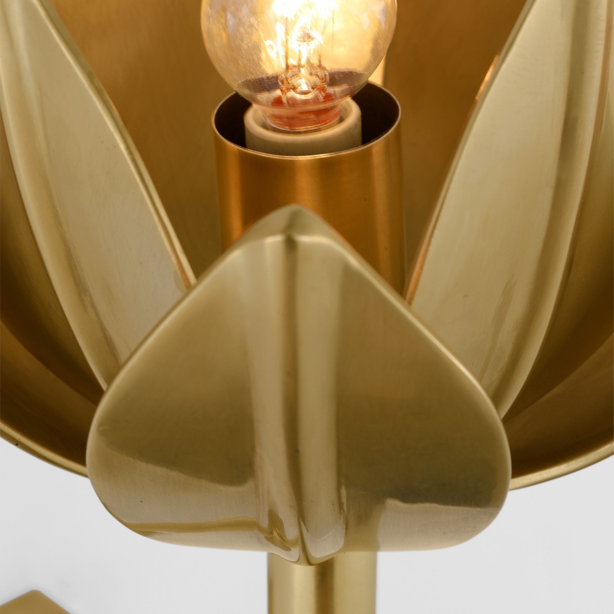 Kristy Wall Lamp Flower