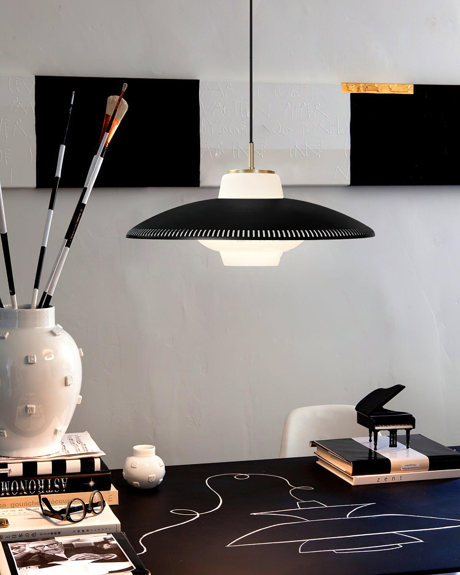 Calyranic Classic Minimalistic Pendant Lamp - Letslighting