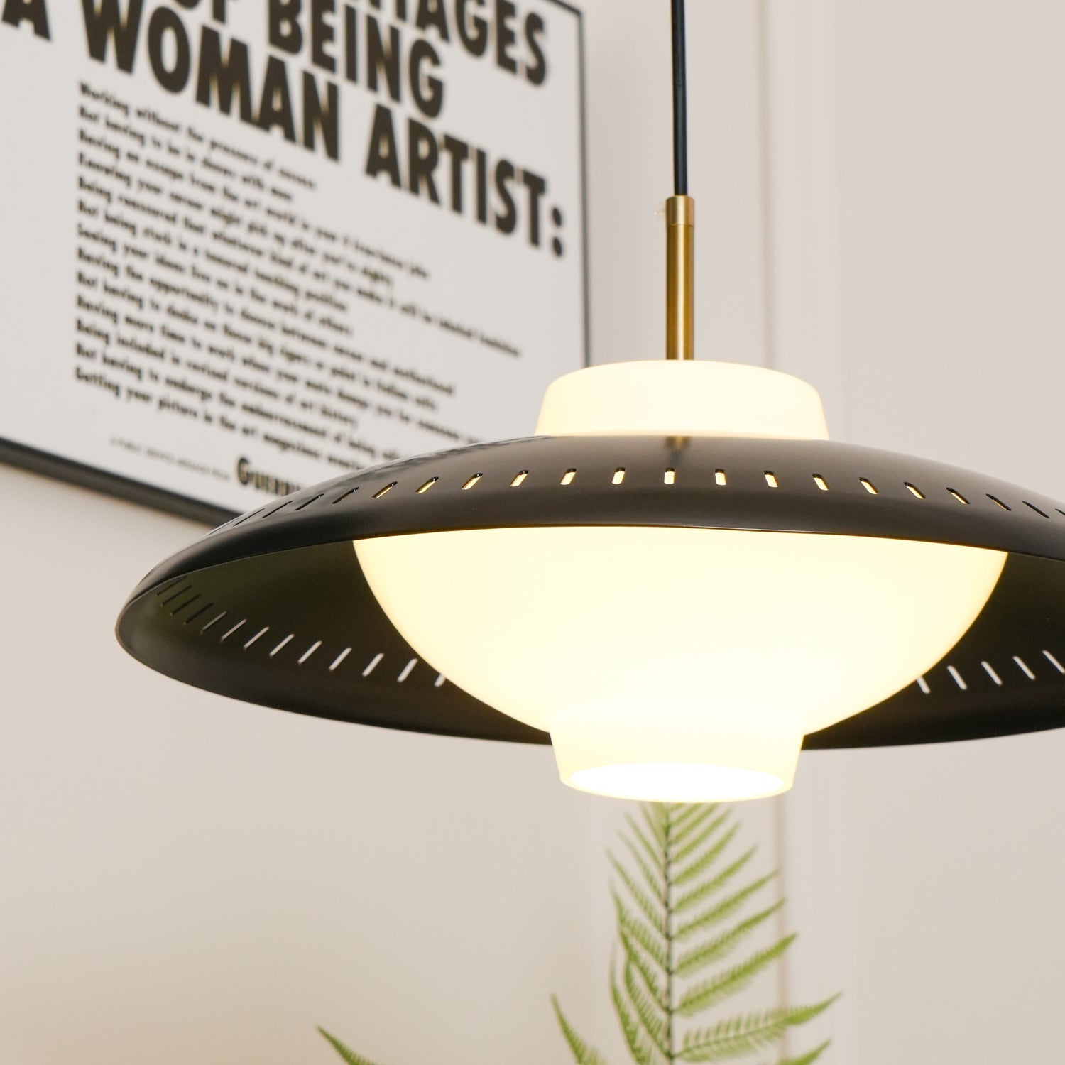Calyranic Classic Minimalistic Pendant Lamp - Letslighting