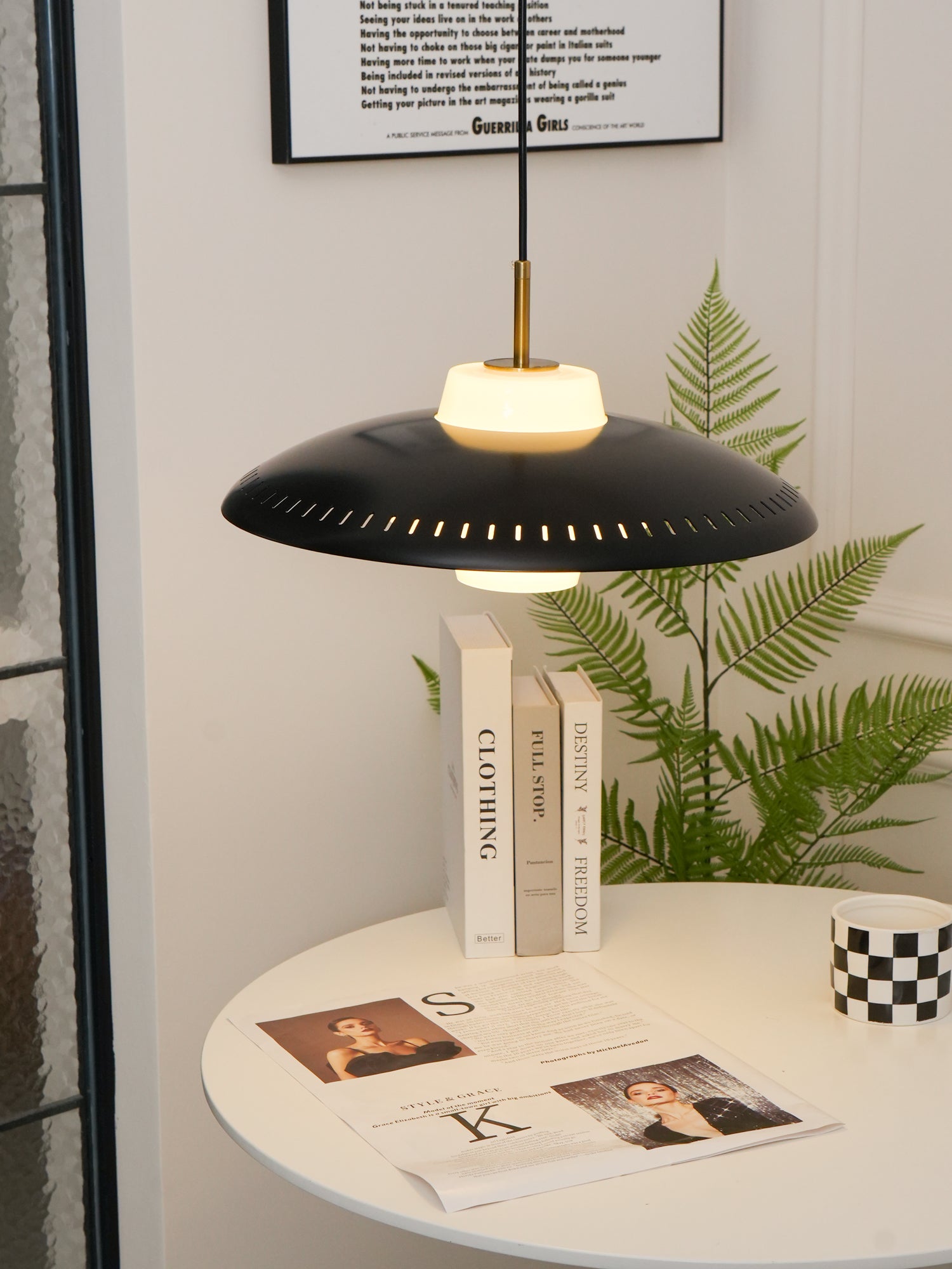 Calyranic Classic Minimalistic Pendant Lamp - Letslighting