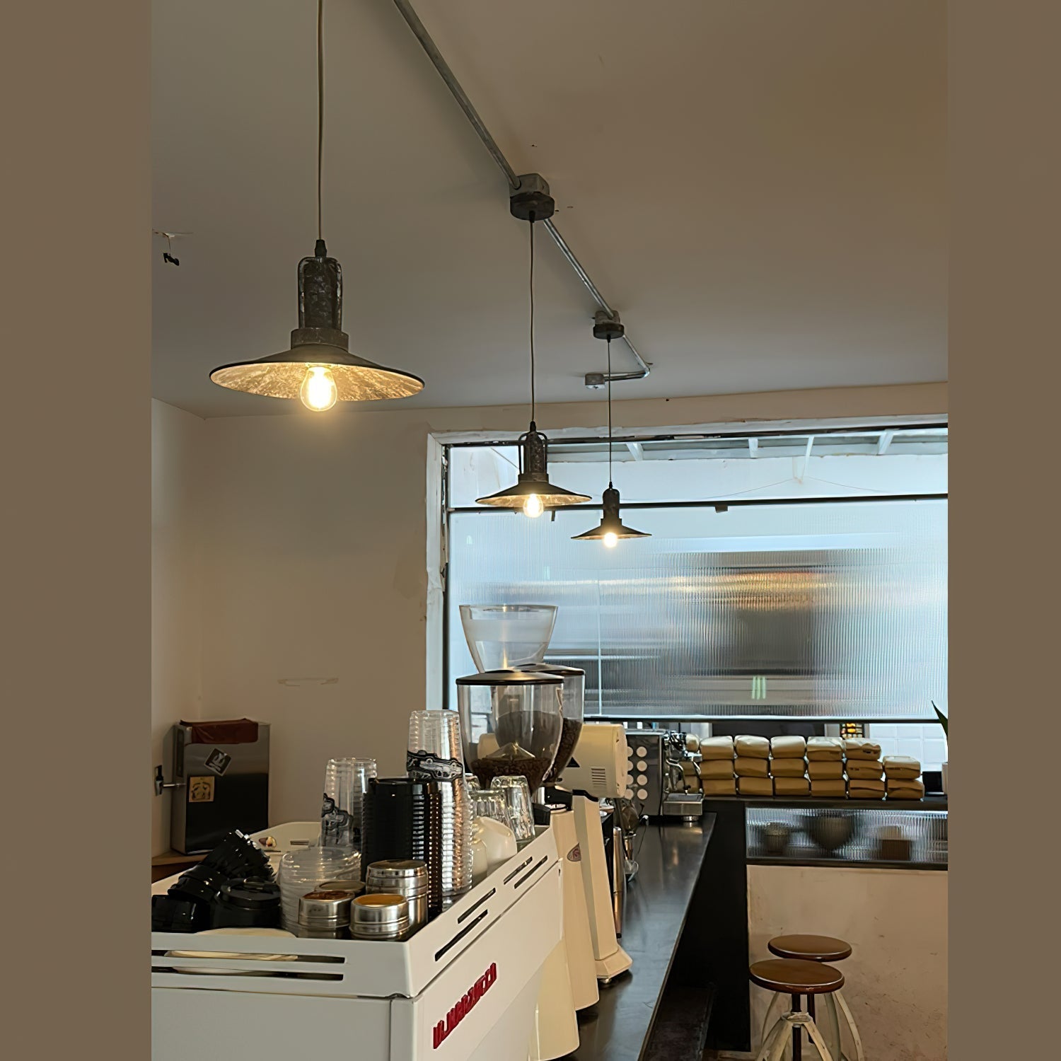 Yrvuvyi Modern Minimalist Industrial Pendant Light - Letslighting