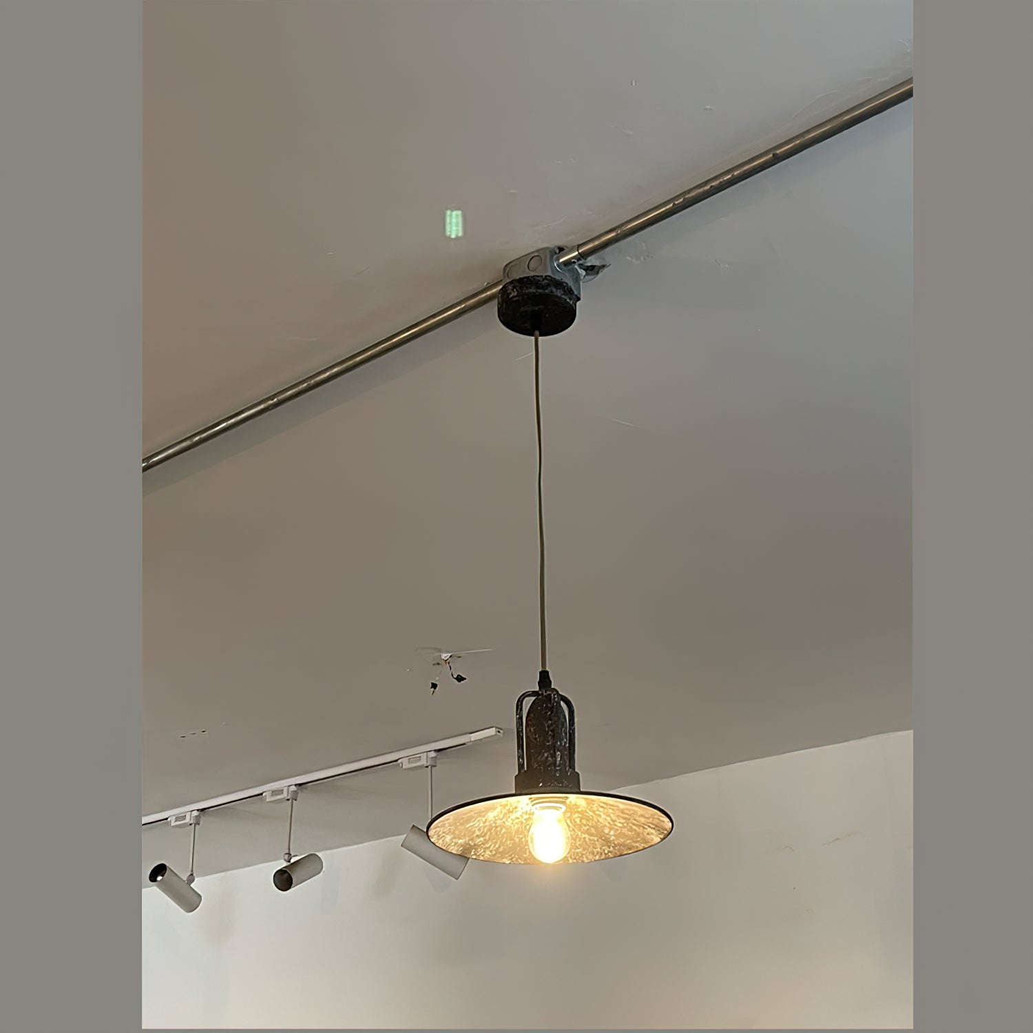 Yrvuvyi Modern Minimalist Industrial Pendant Light - Letslighting