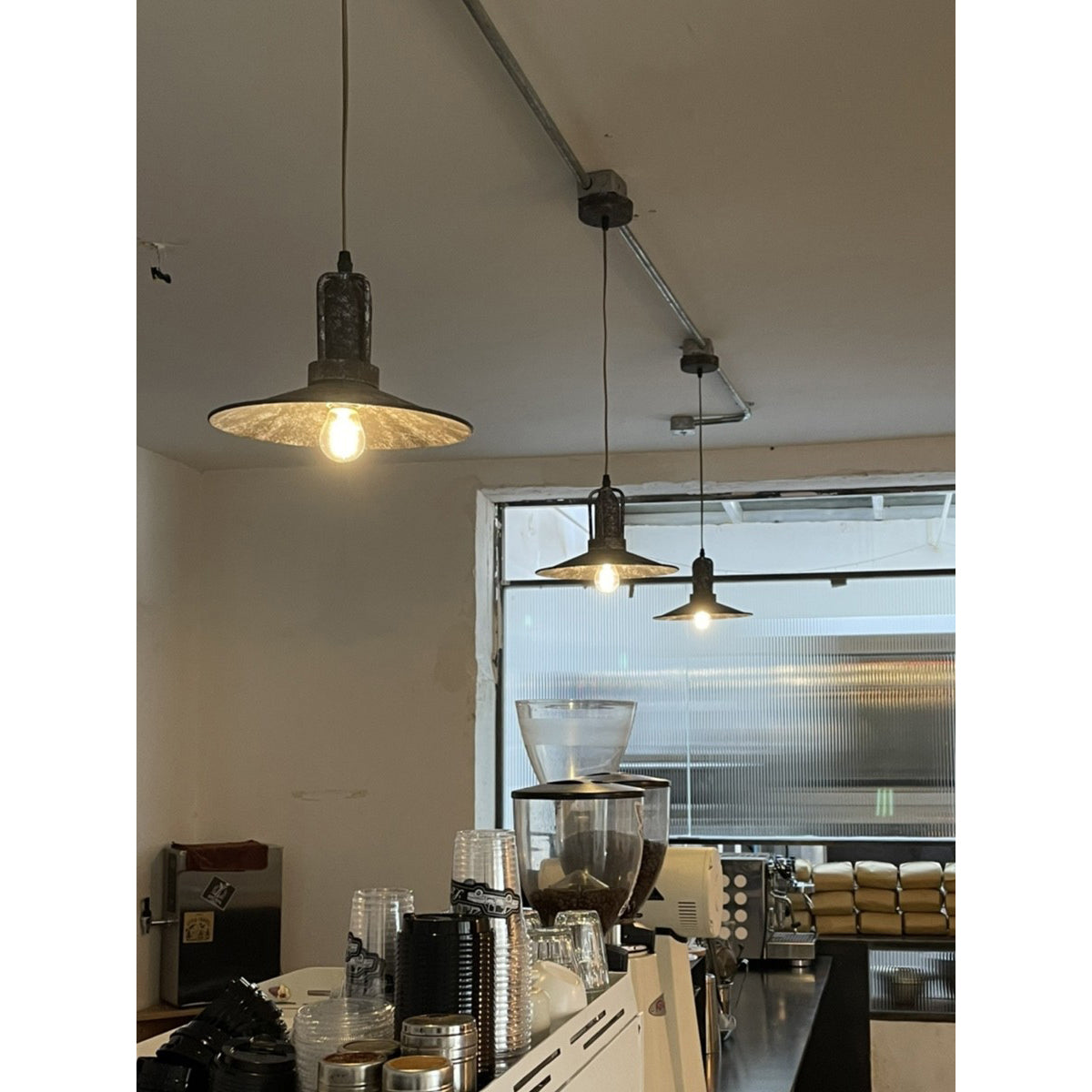 Yrvuvyi Modern Minimalist Industrial Pendant Light - Letslighting