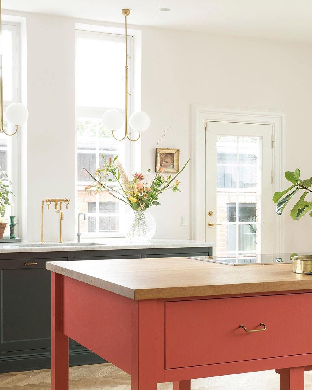 Mirelent Brass & Glass Elegant Pendant Light - Letslighting