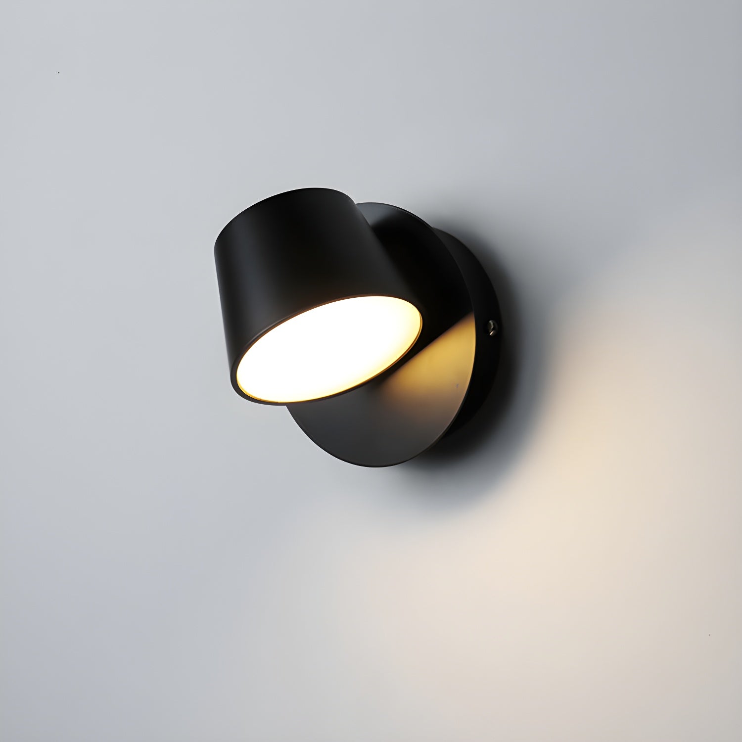 Angle Adjustable Plug-in Wall Lamp - Blowlighting