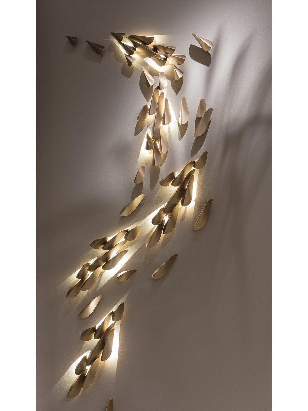 Avynis Abstract Brass Wall Light - Letslighting