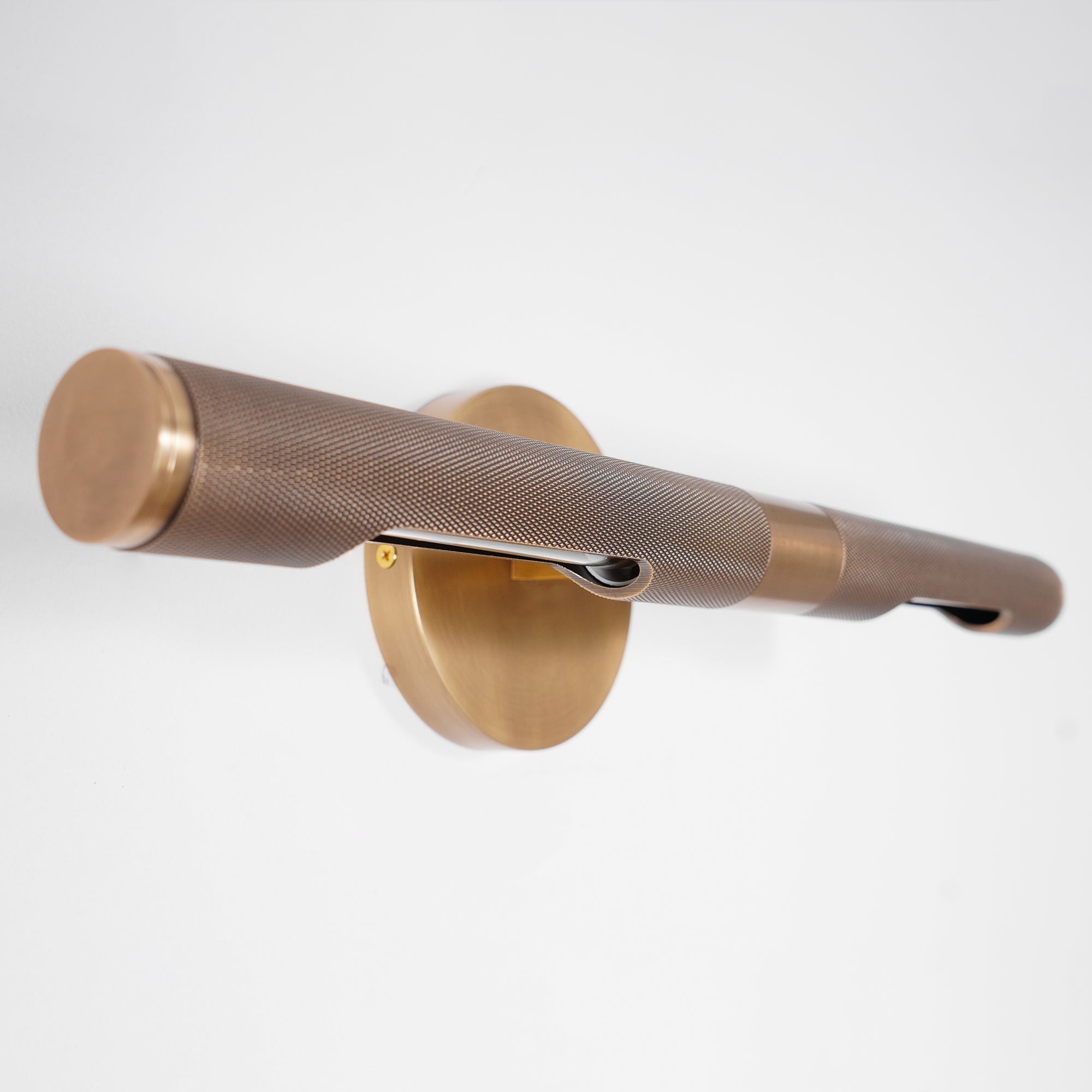 Solvain Modern Brass LED Wall Light - Letslighting