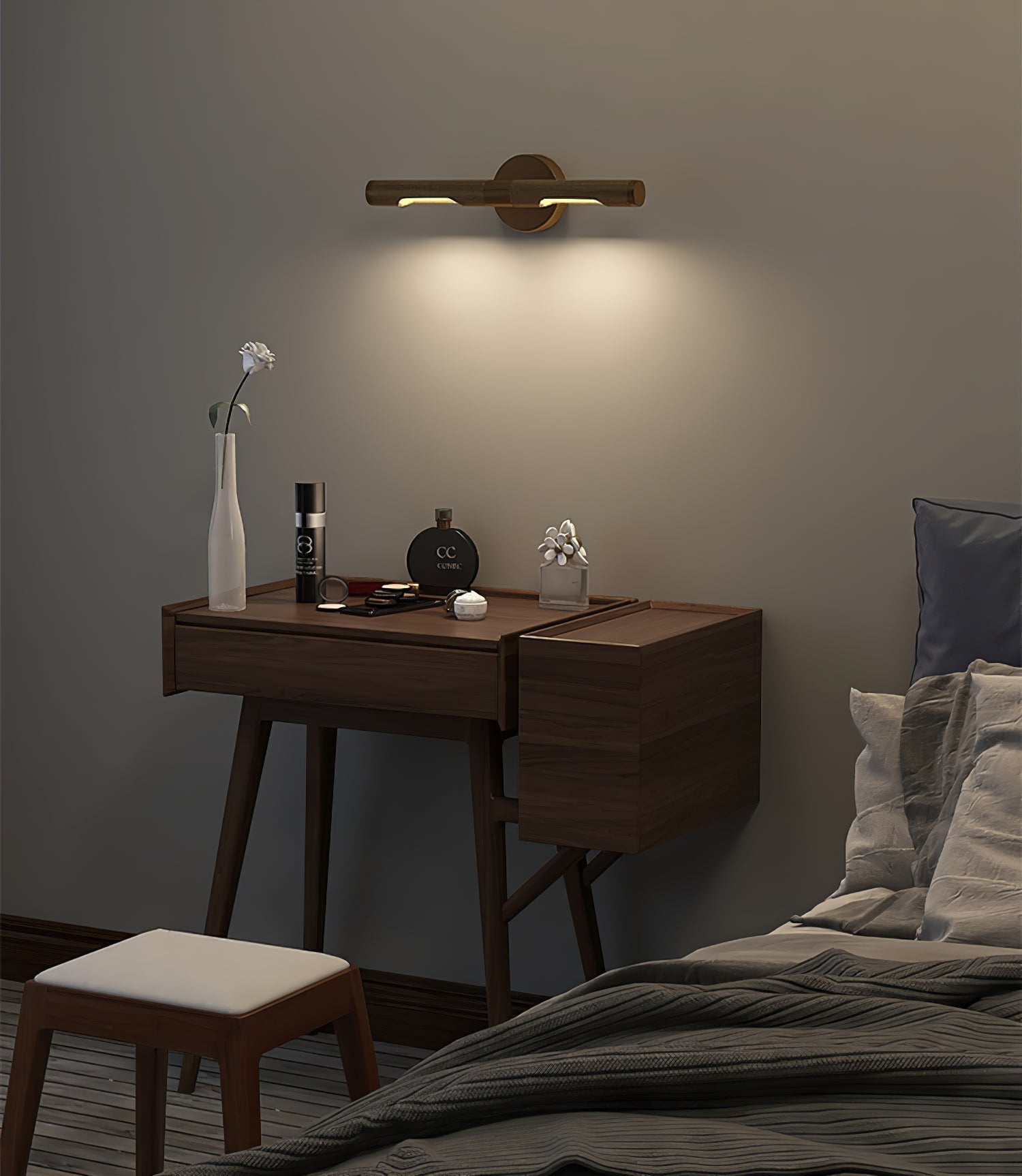 Solvain Modern Brass LED Wall Light - Letslighting