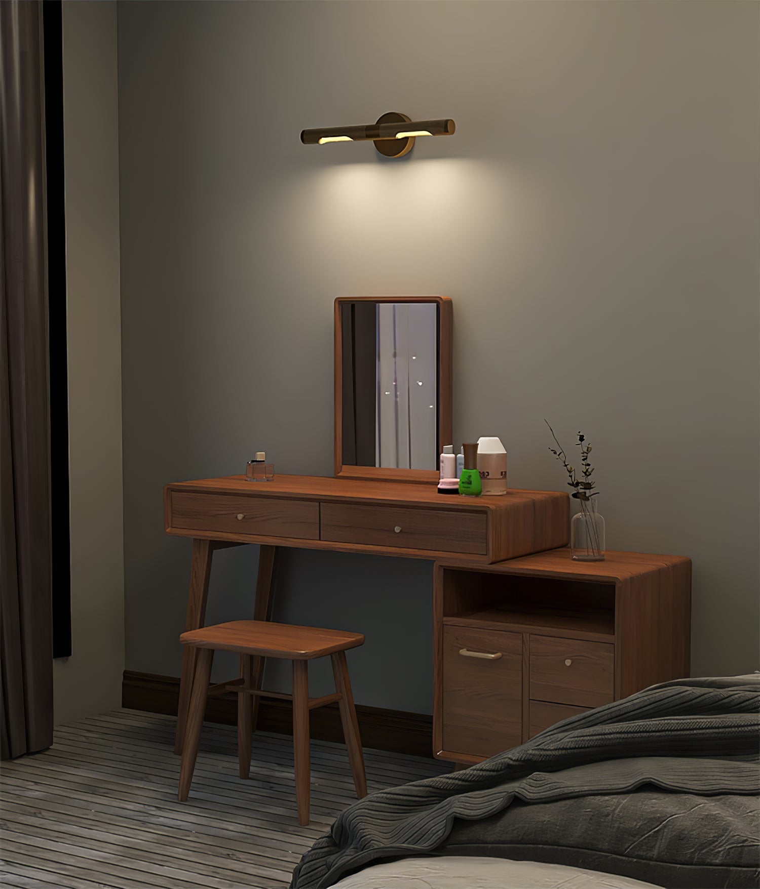 Solvain Modern Brass LED Wall Light - Letslighting
