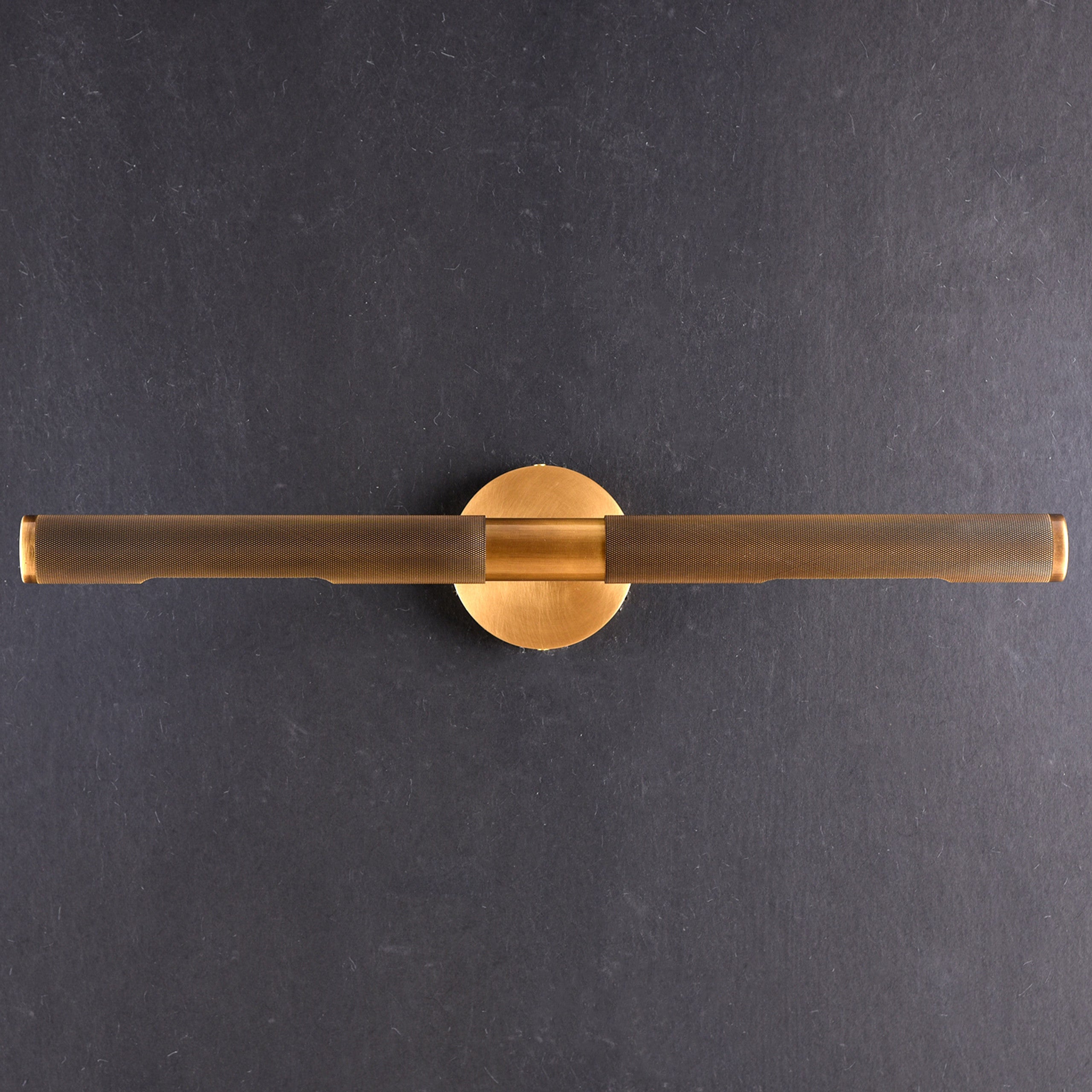 Solvain Modern Brass LED Wall Light - Letslighting