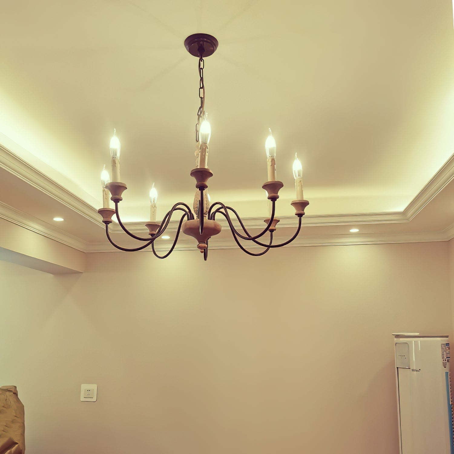 Ljomuvyi Traditional Farmhouse Wood Chandelier - Letslighting