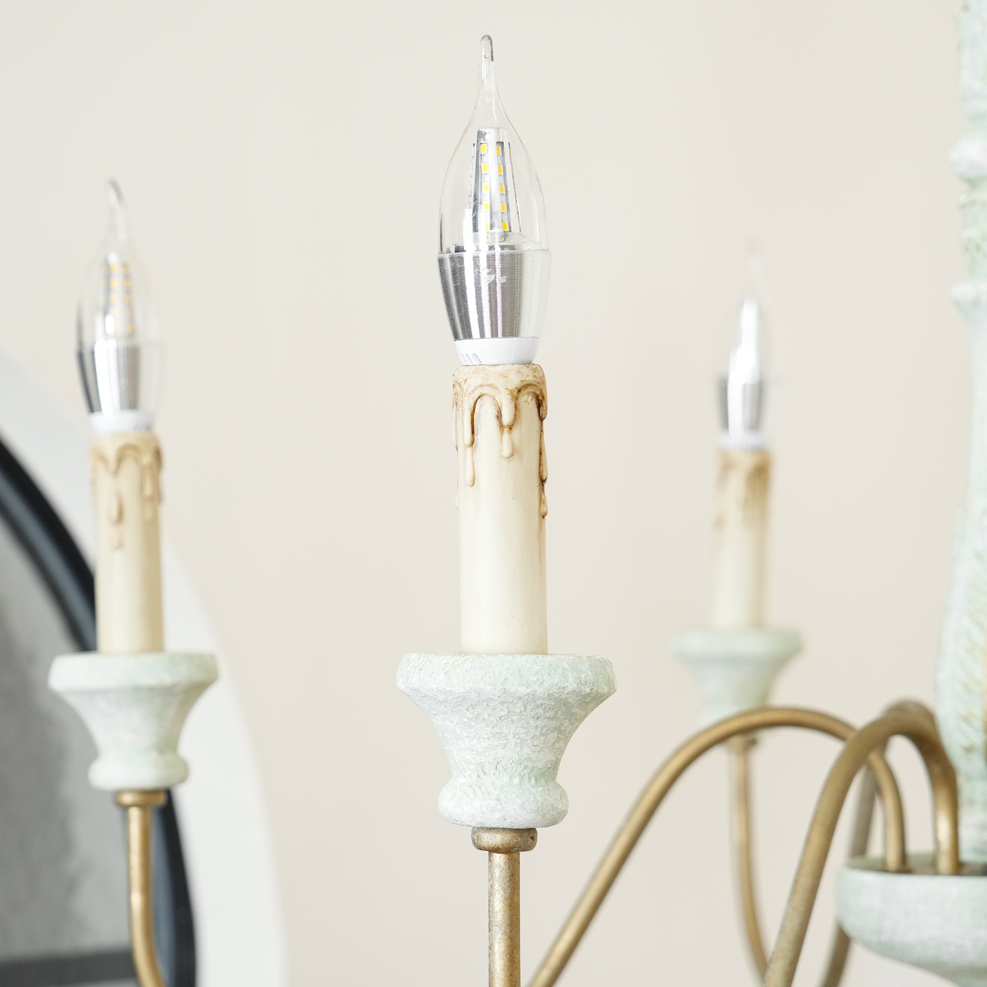 Ljomuvyi Traditional Farmhouse Wood Chandelier - Letslighting