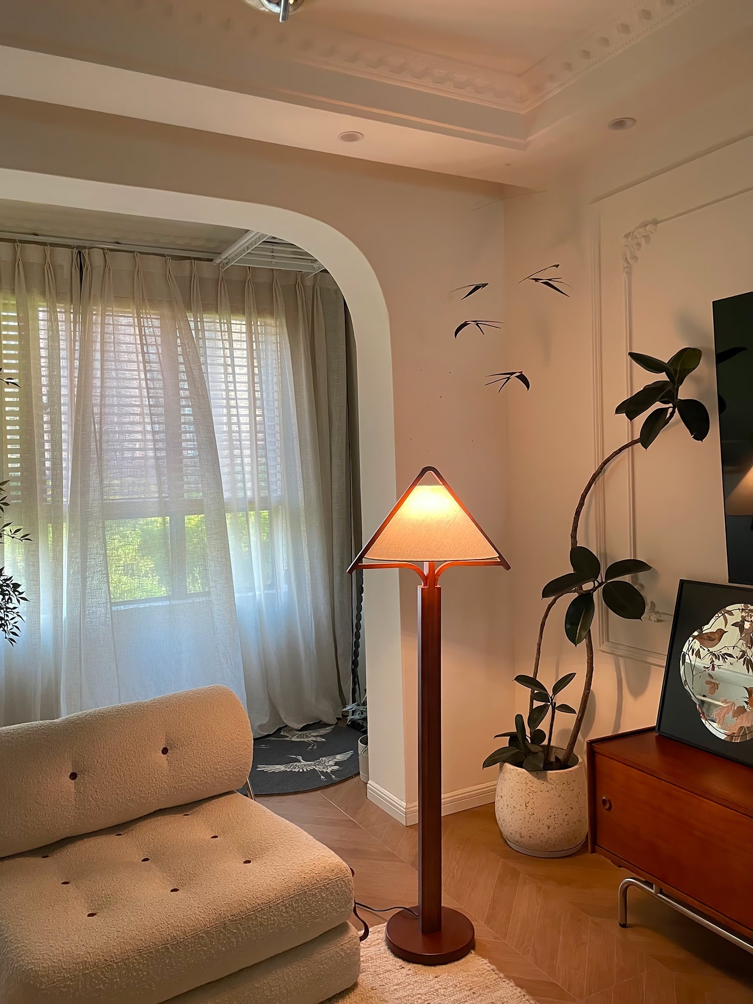 Ersolan Triangular Wood & Fabric Floor Lamp - Blowlighting