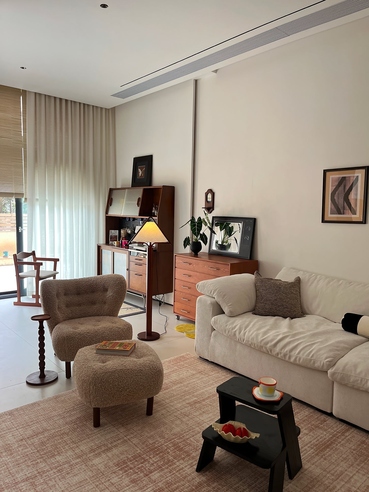 Ersolan Triangular Wood & Fabric Floor Lamp - Blowlighting