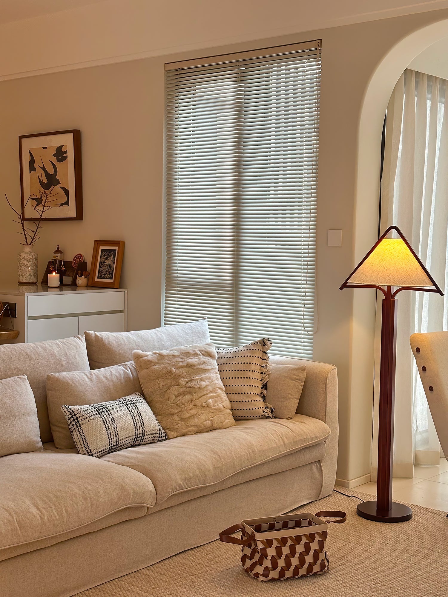 Ersolan Triangular Wood & Fabric Floor Lamp - Blowlighting