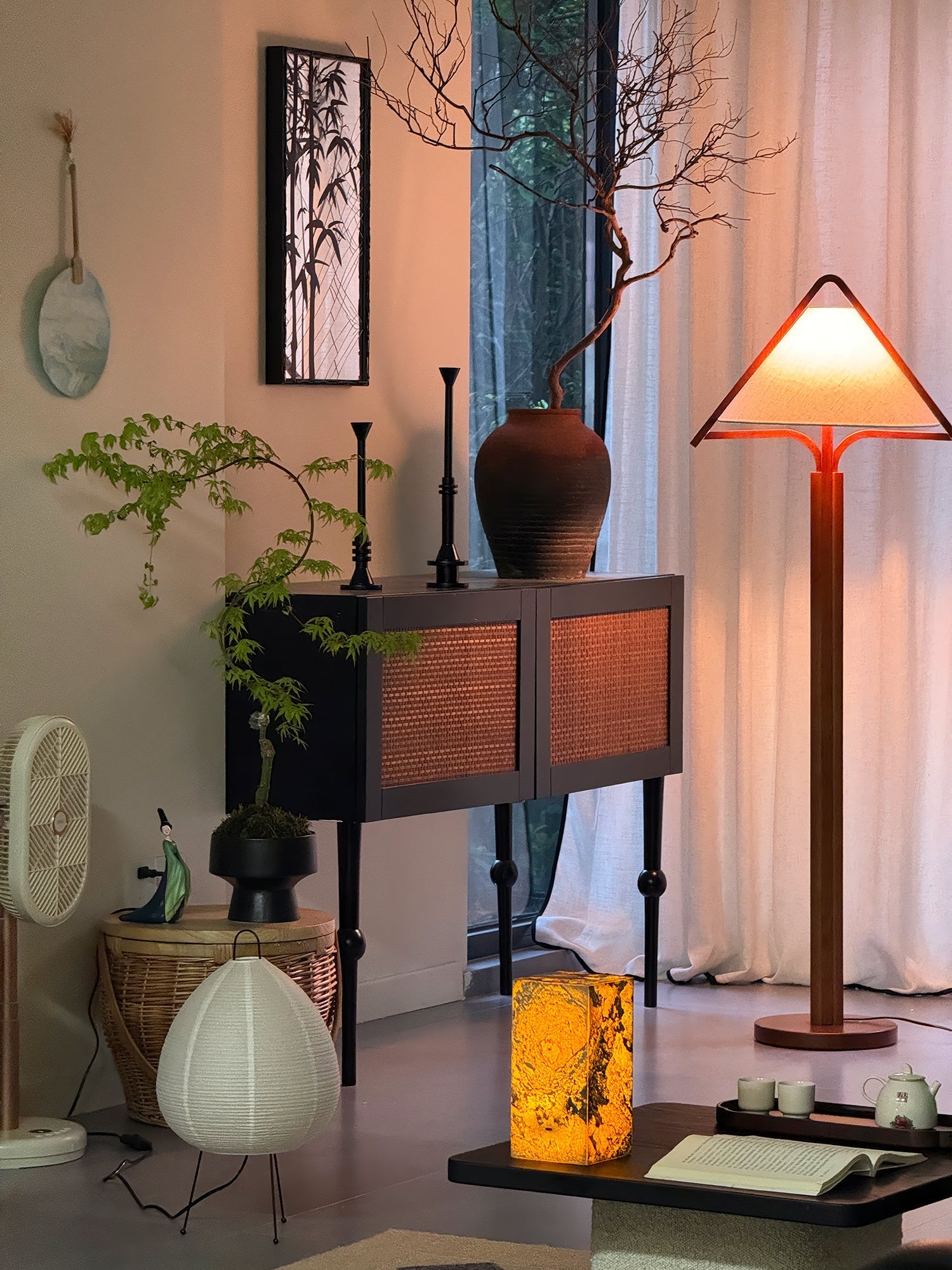 Ersolan Triangular Wood & Fabric Floor Lamp - Blowlighting