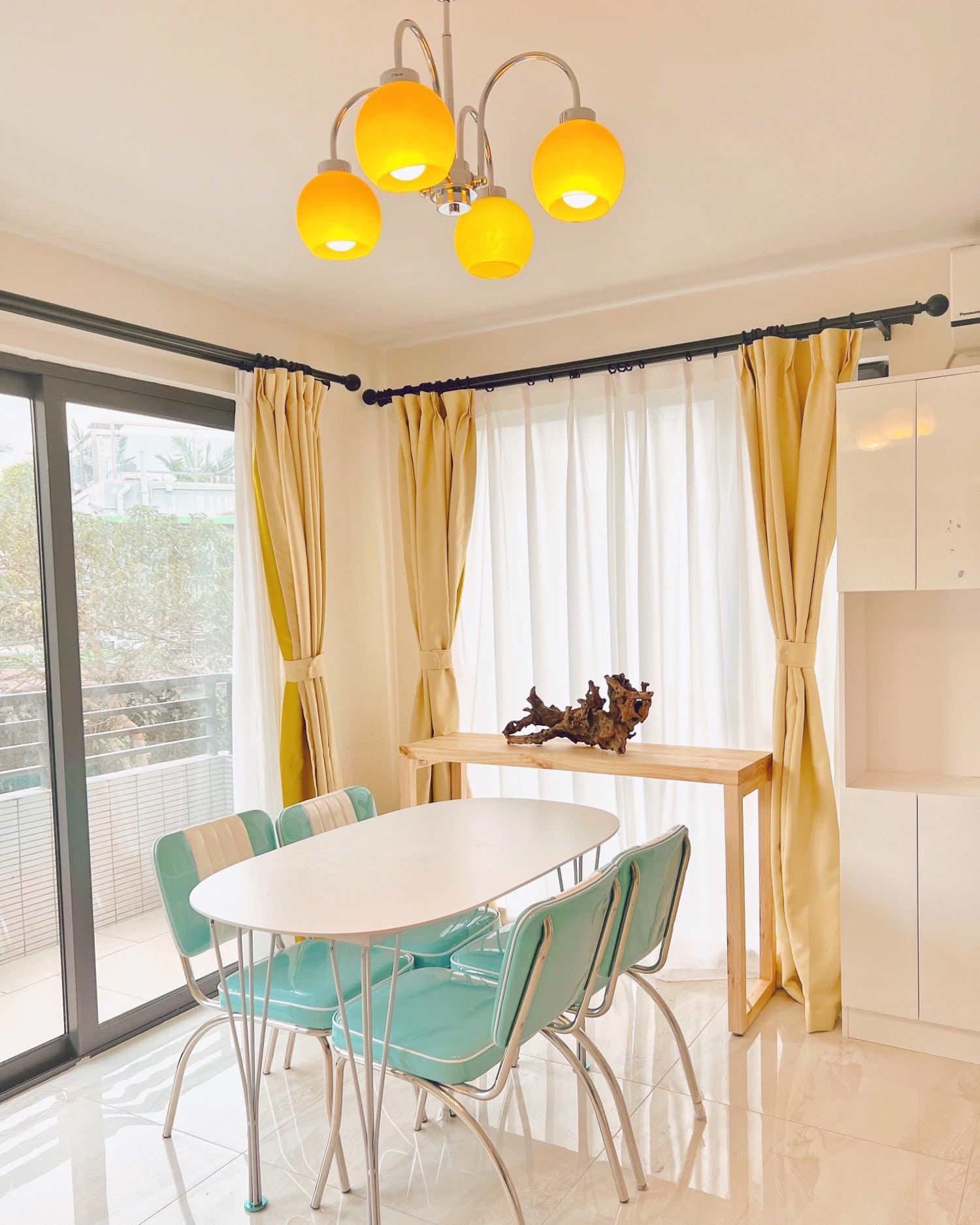 Lustra Chandelier Yellow Glass Globes - Letslighting