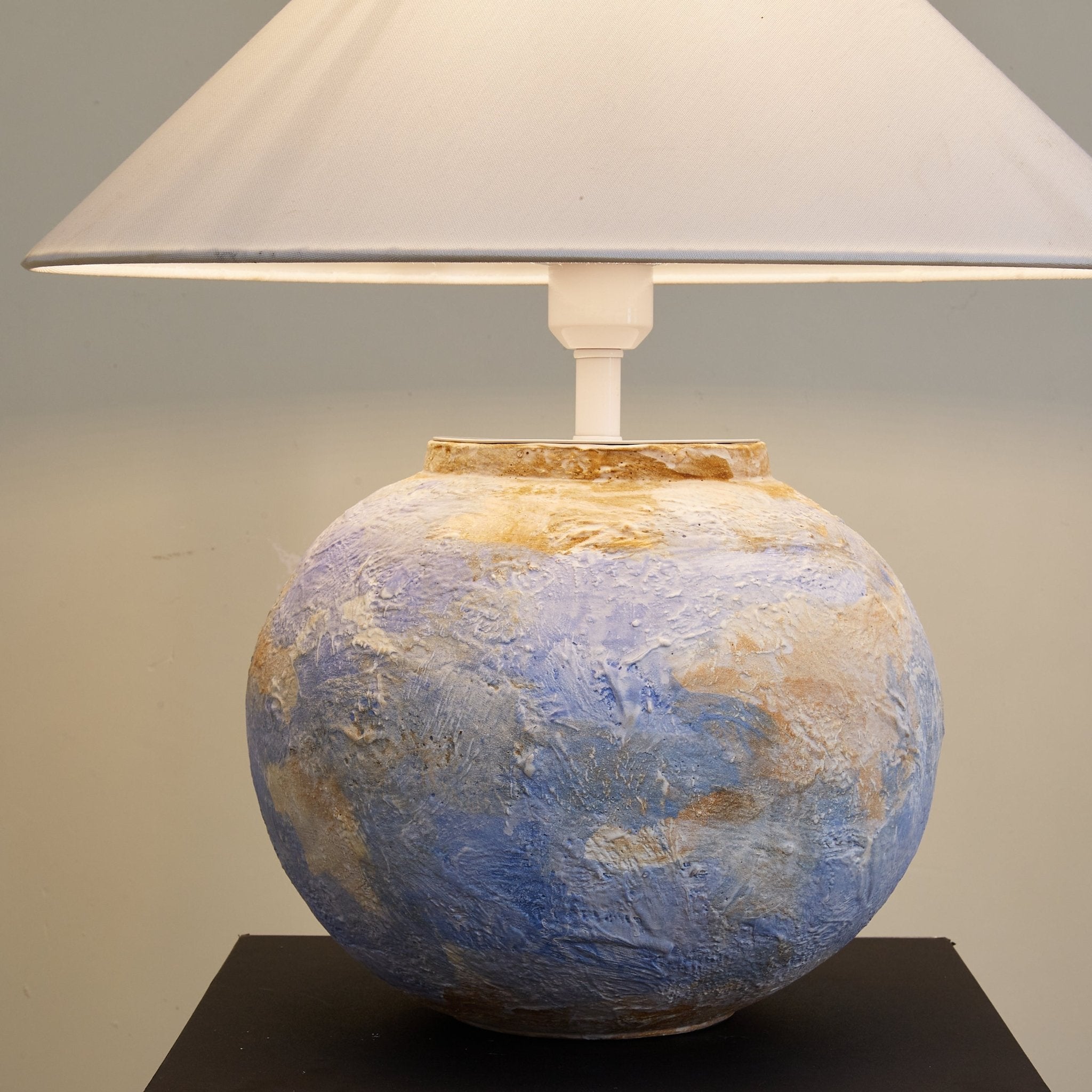 Lydia Modern Table Lamp - Letslighting