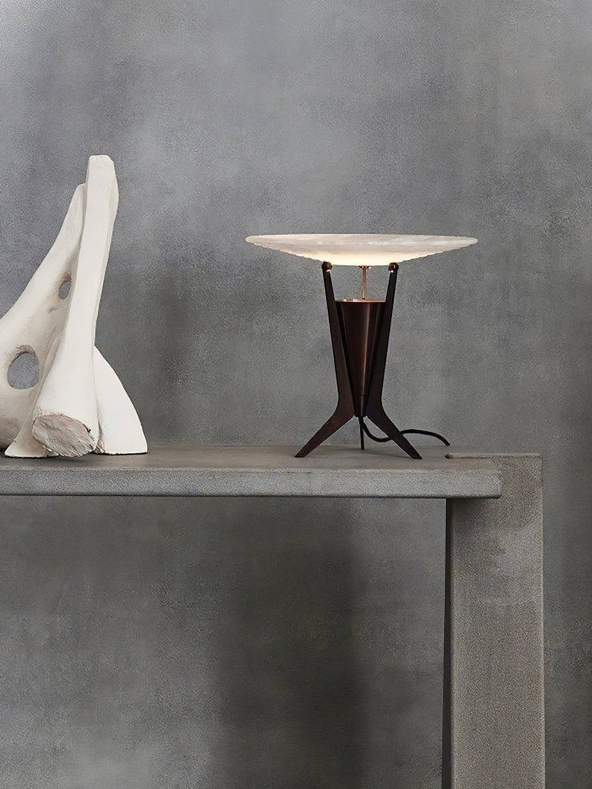 Eurtalus Alabaster Top Table Lamp - Letslighting