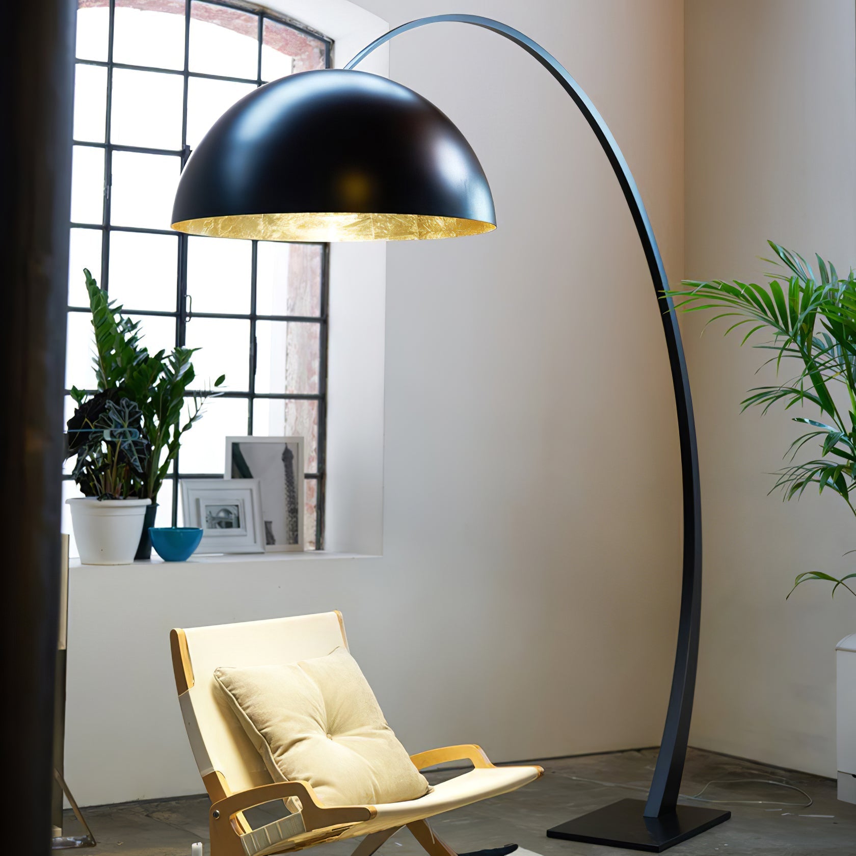 Cutalus Curved Black Arc Floor Lamp - Letslighting