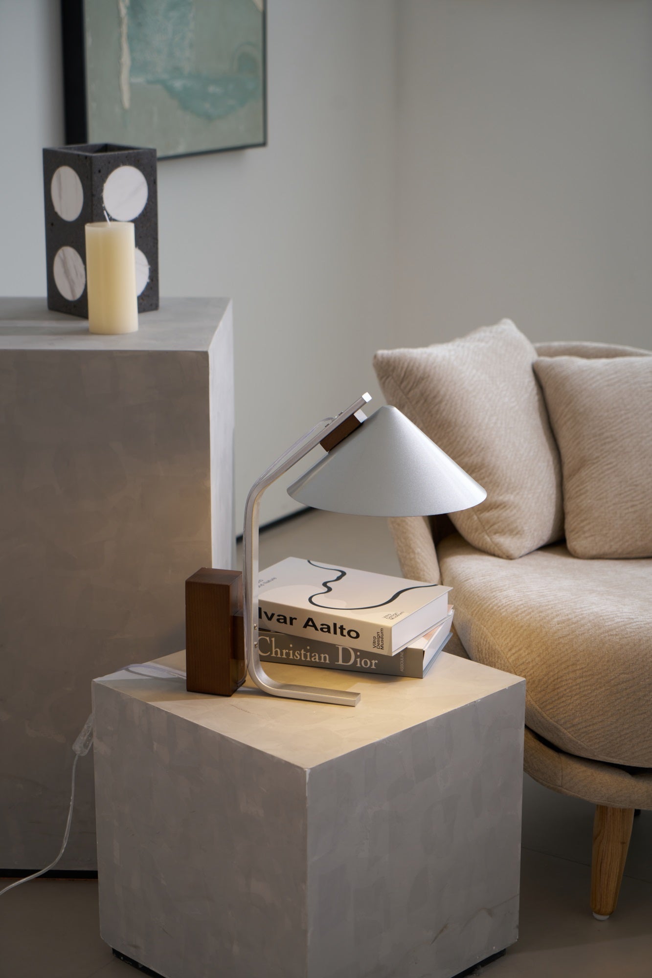 Ryan Modern Table Lamp - Letslighting