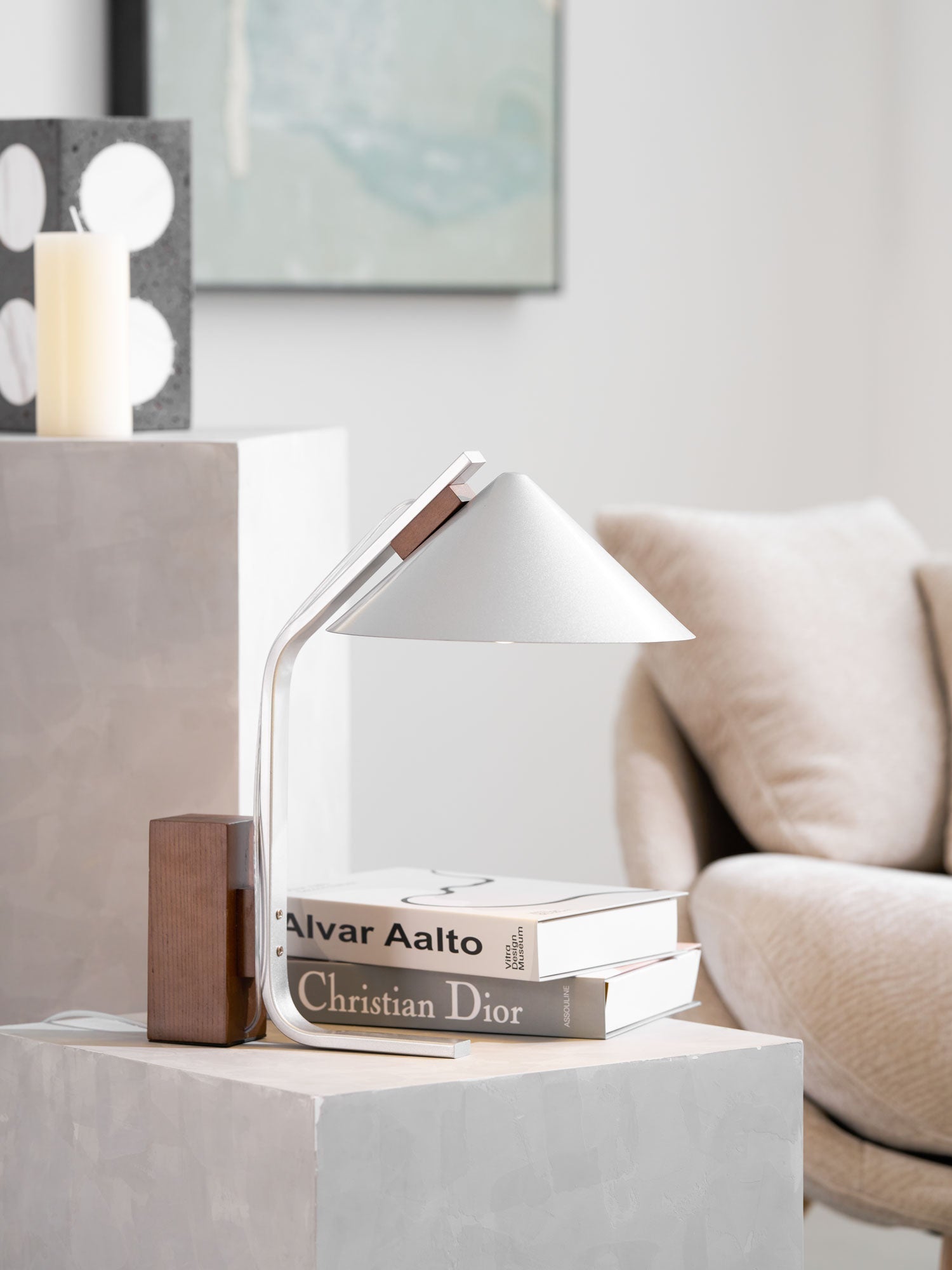 Ryan Modern Table Lamp - Letslighting