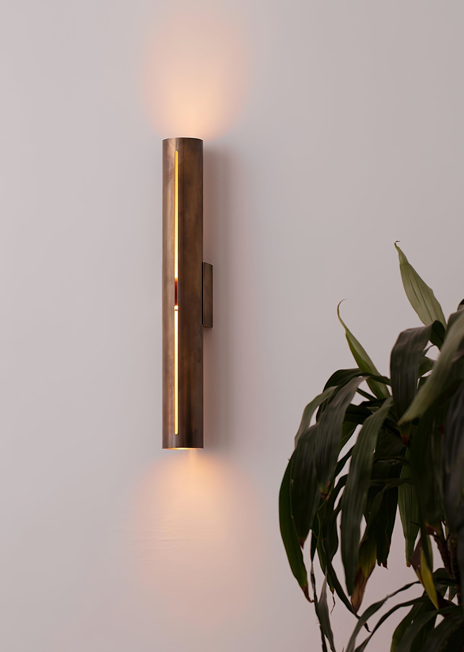 Avsilara Modern Minimalist Cylinder Brass Wall Light - Letslighting
