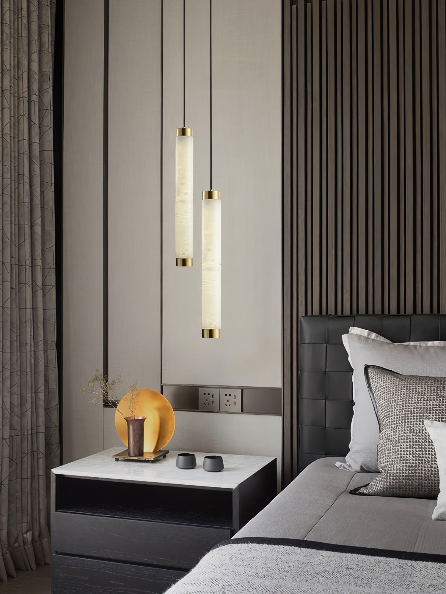 Lira Cylindrical Alabaster Pendant Light