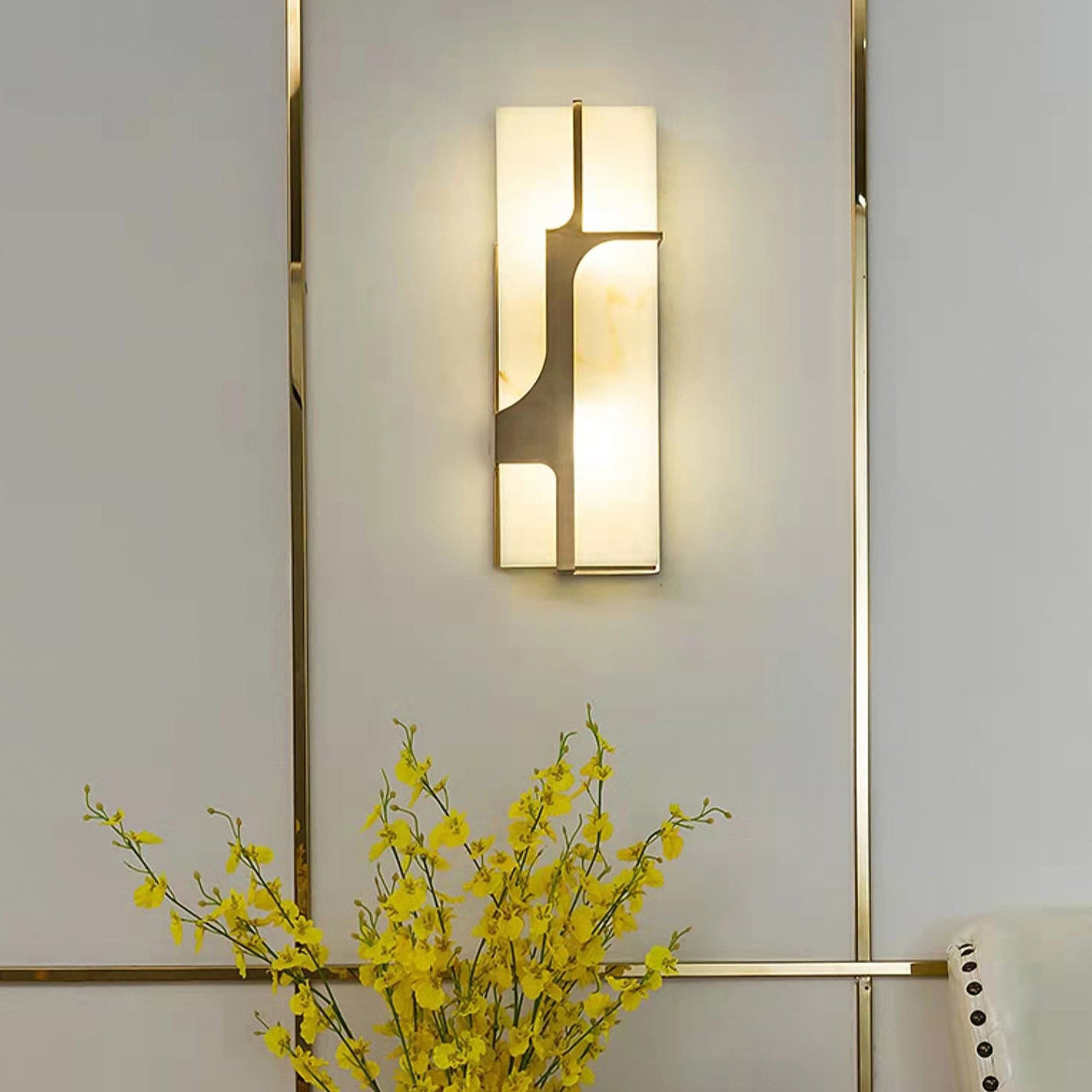 Ariel Wall Lamp Alabaster & Brass Elegance - Letslighting
