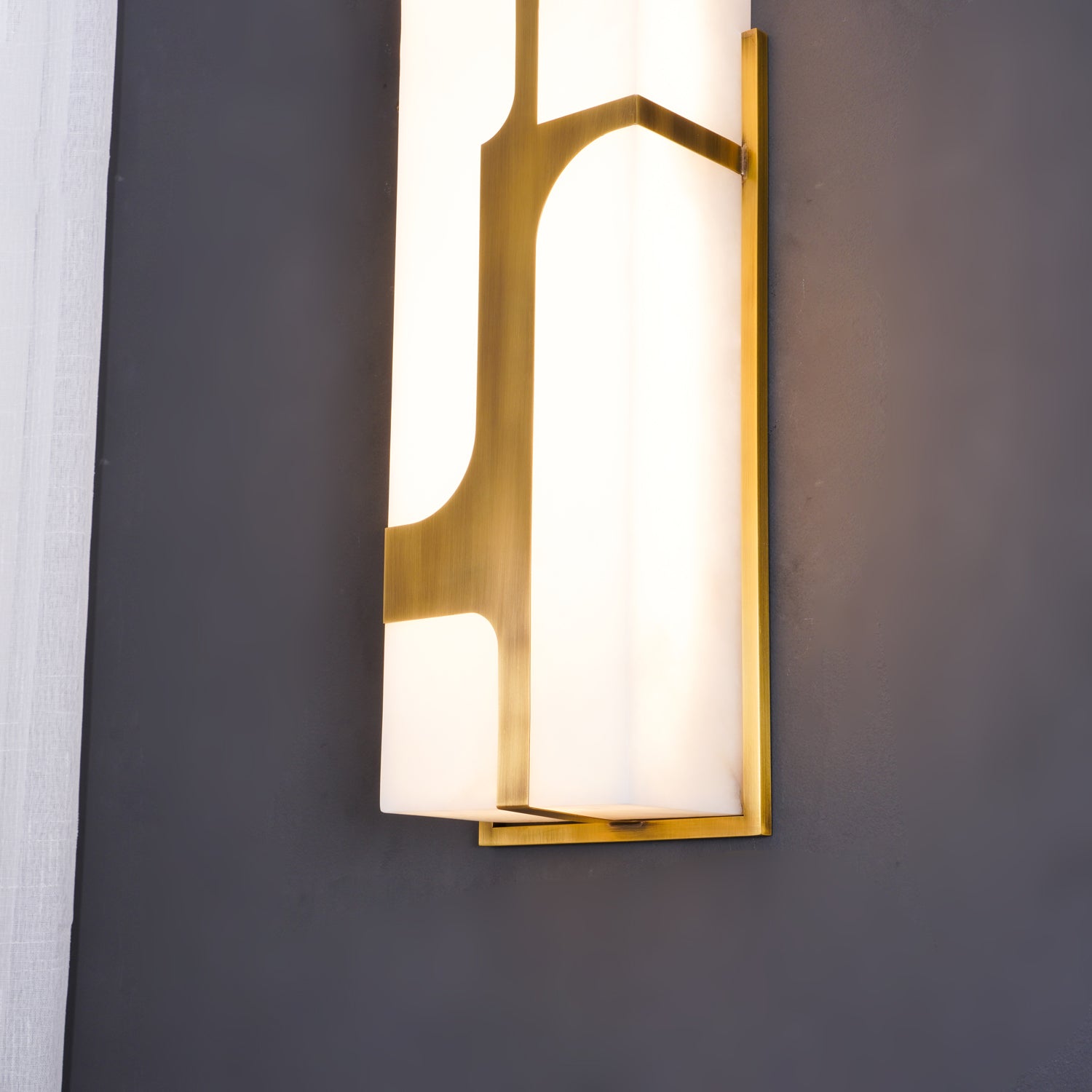 Ariel Wall Lamp Alabaster & Brass Elegance - Letslighting
