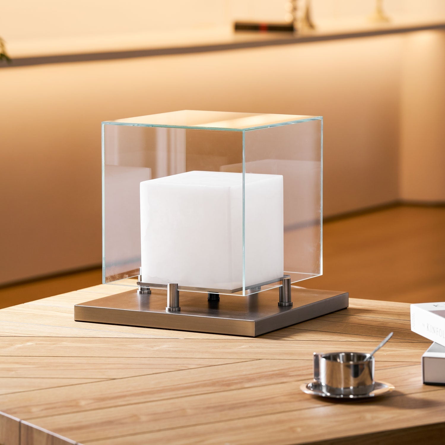 Cubo Alabaster Table Lamp