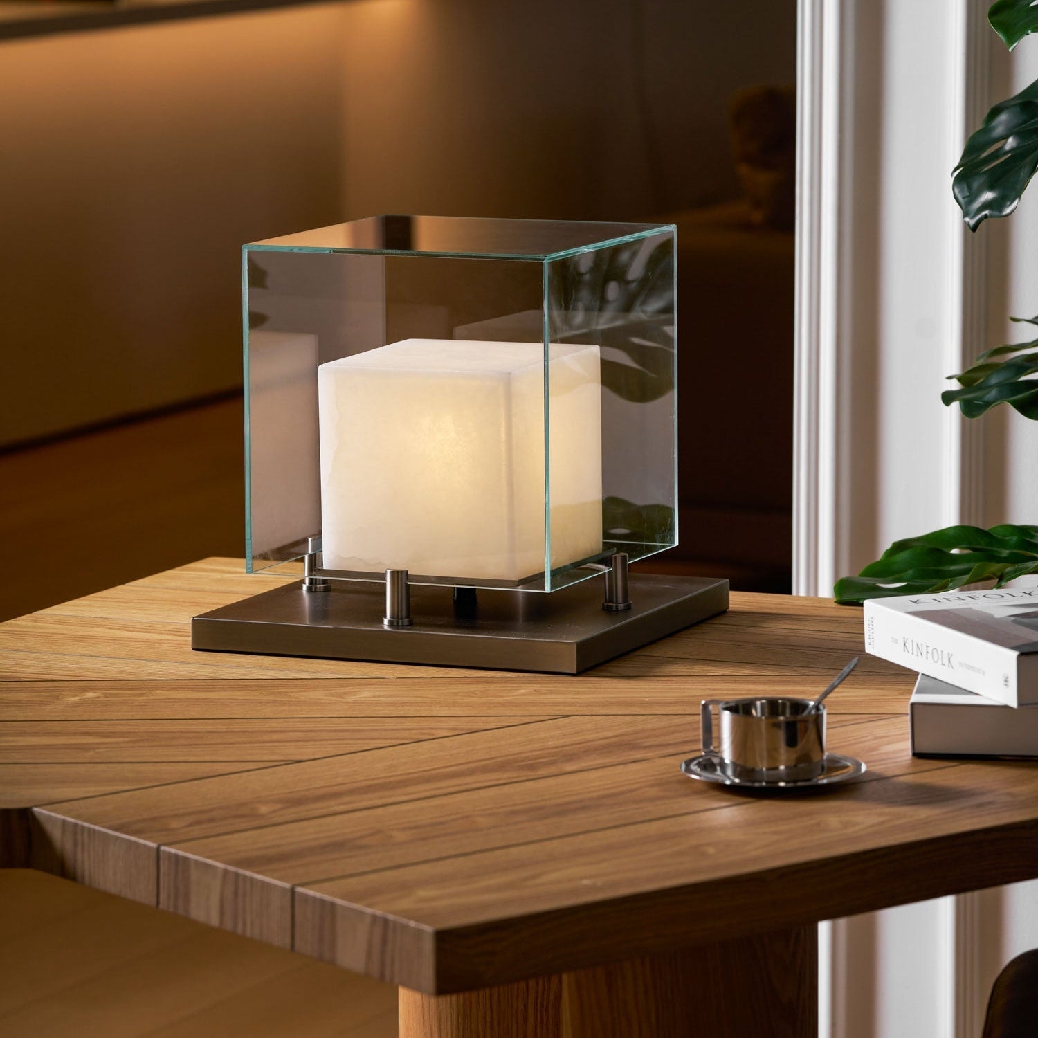 Cubo Alabaster Table Lamp